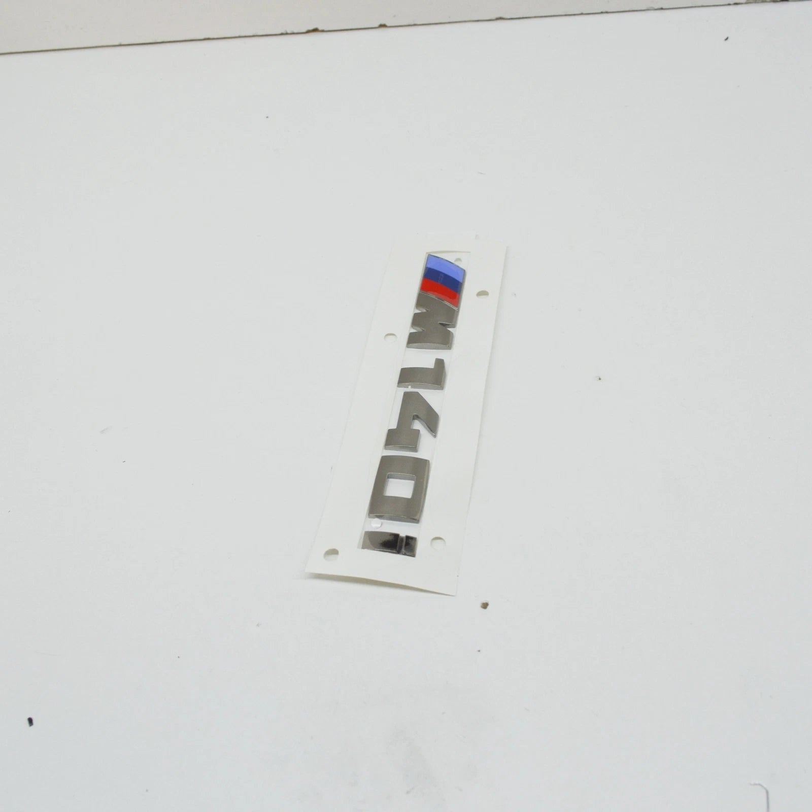 NEW BMW 1 F20 M 140I TRUNK EMBLEM BADGE 51148067077 8067077 ORIGINAL