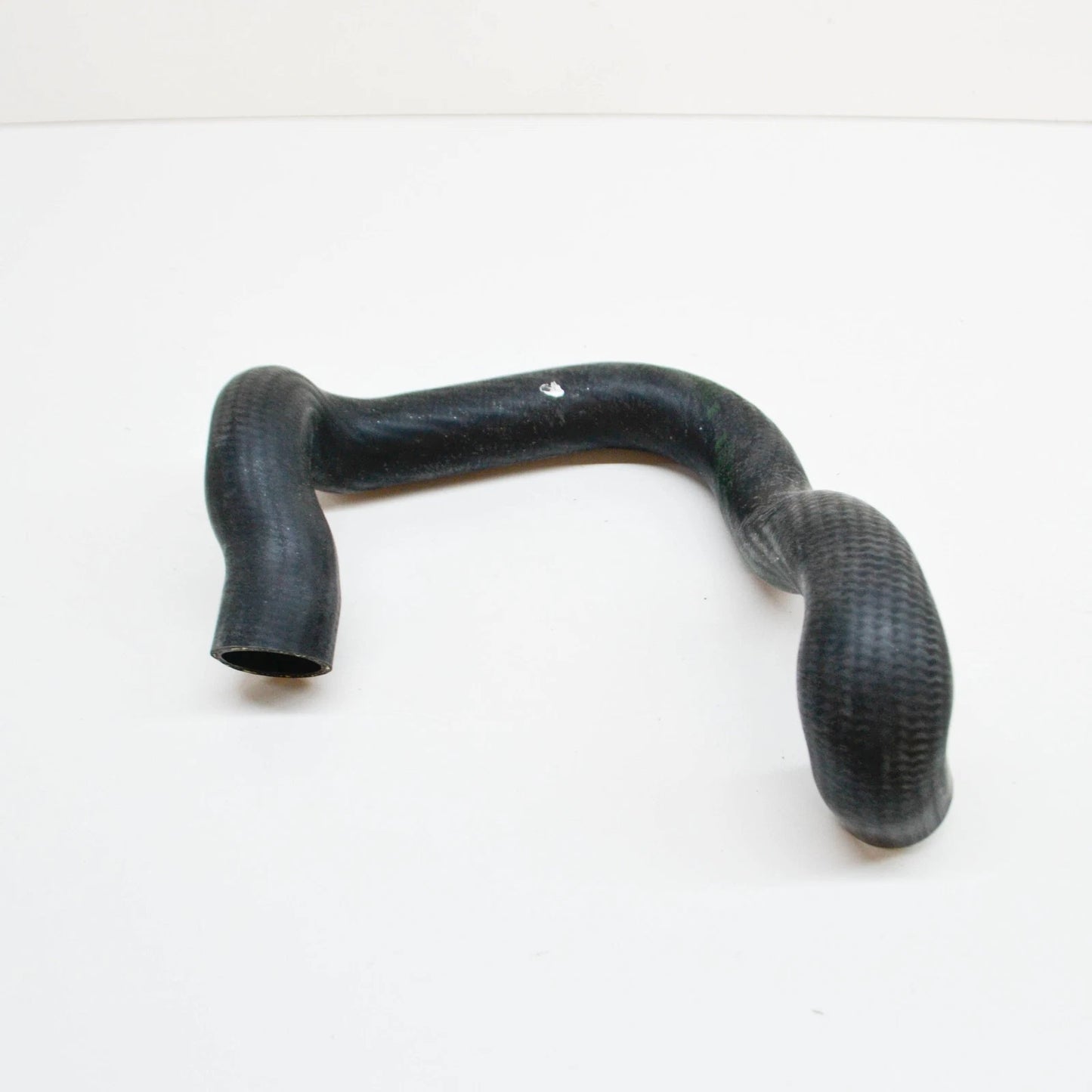 NEW BMW 3 E30 COOLANT WATER RADIATOR PIPE HOSE 320I PETROL 11531287651 ORIGINAL