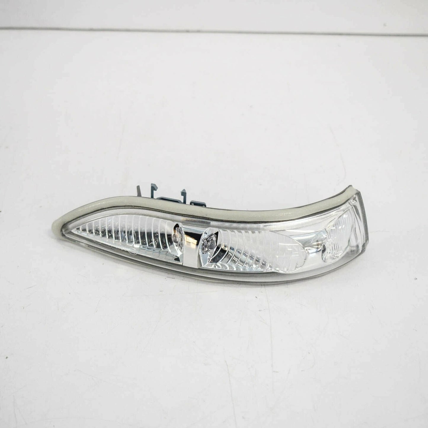 NEW MB A-CLASS W169 RIGHT WING MIRROR TURN INDICATOR A1698200621 ORIGINAL