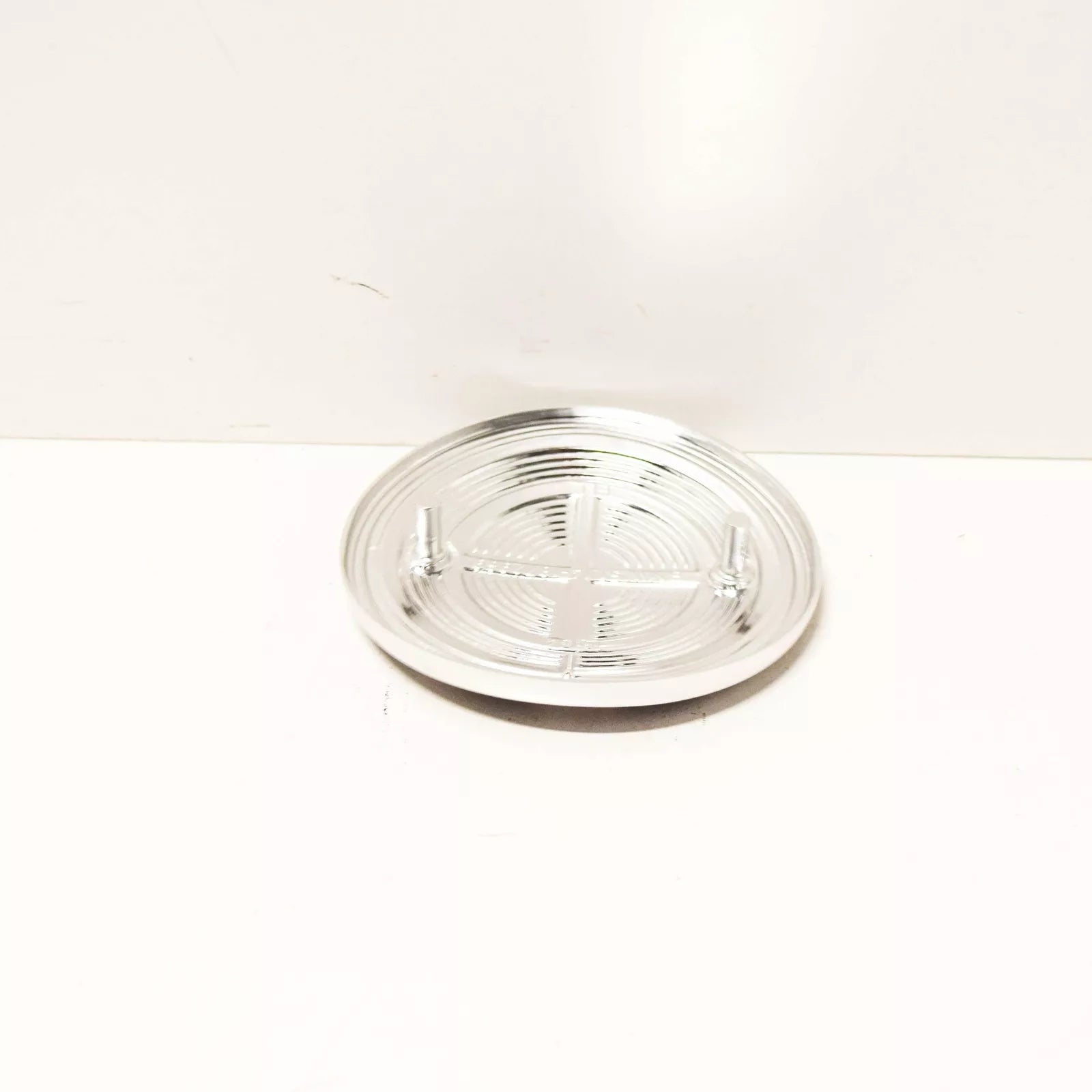 NEW BMW 3 E30 REAR TRUNK LID EMBLEM BADGE 51141872969 1872969