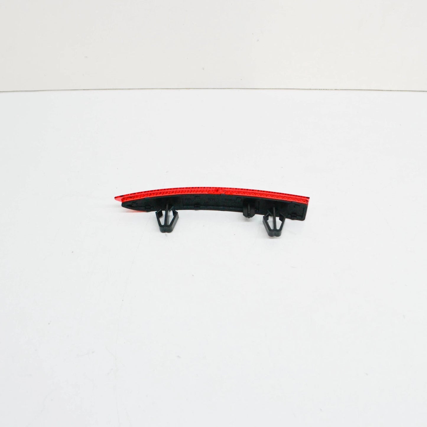 NEW VW ARTEON 3H REAR RIGHT OUTER BUMPER REFLECTOR 3G8945106