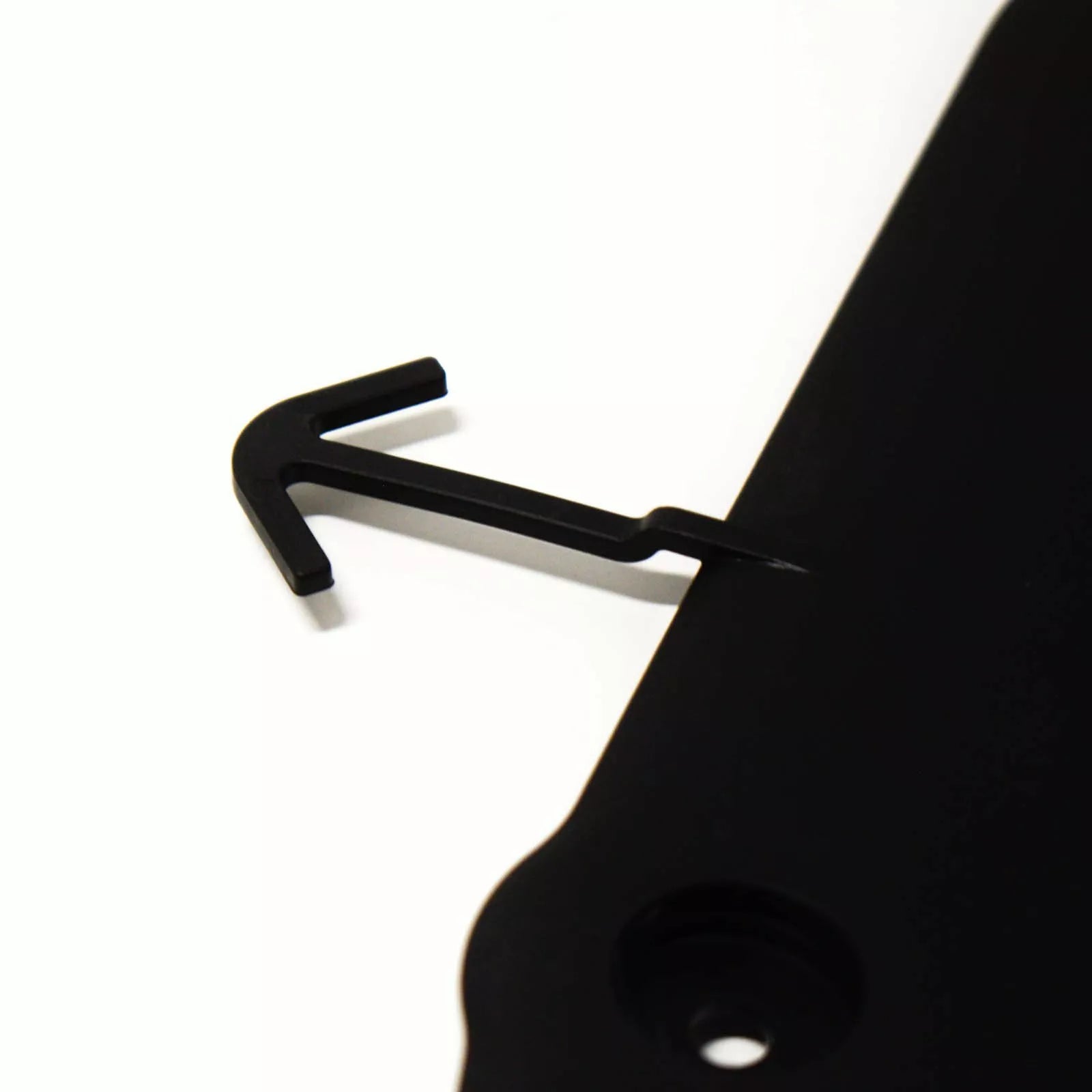 NEW BMW 5 E60 ENGINE SPLASH SHIELD OIL DRAIN PLUG COVER 51757195903