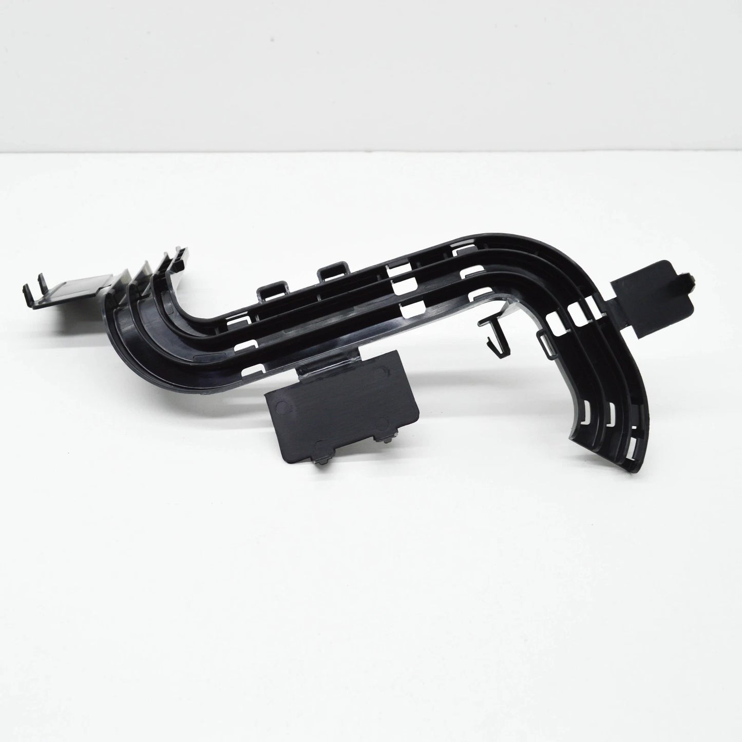 NEW BMW M5 F90 RIGHT CABLE HARNESS HOLDER 61139325414 ORIGINAL