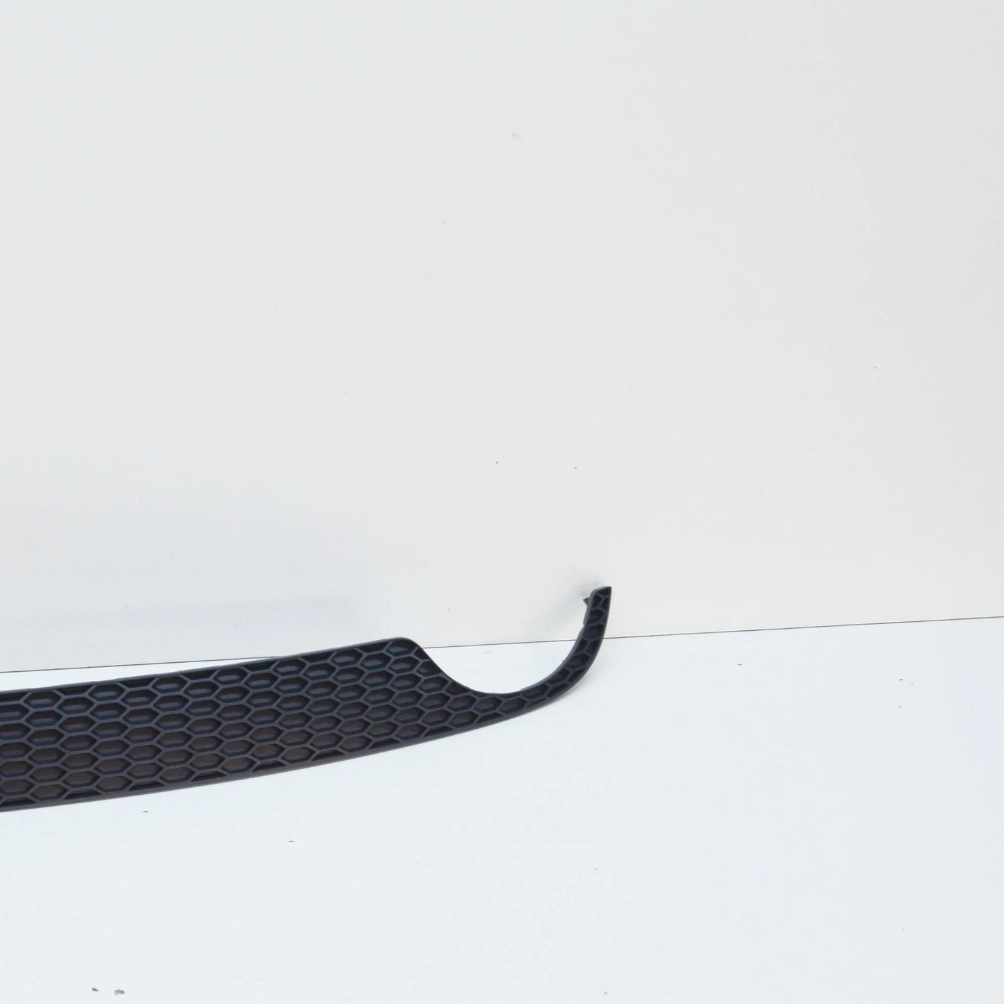 NEW AUDI A5 8T REAR BUMPER TRIM 8T0807833B01C