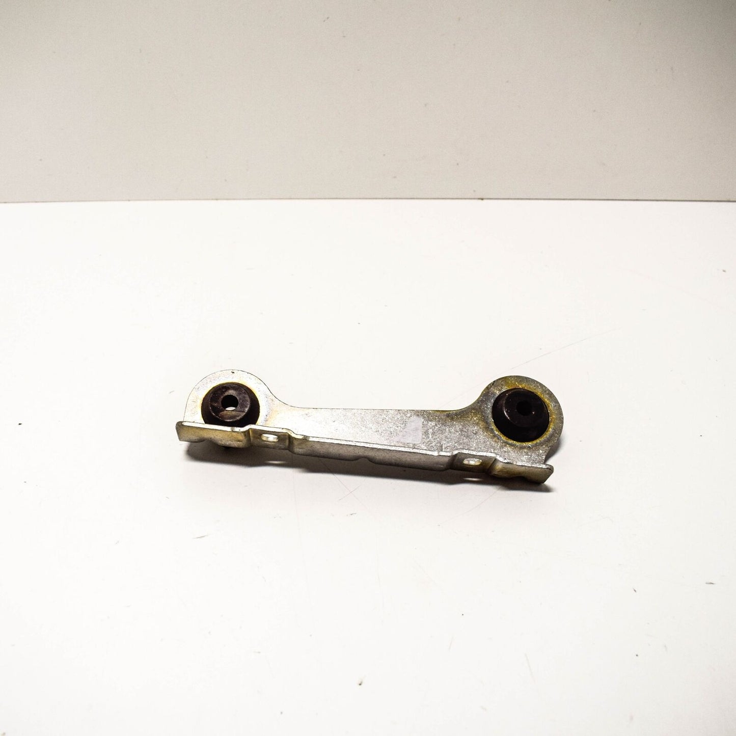 NEW MERCEDES BENZ SLS AMG C197 LEFT TOP OIL COOLER BRACKET A1975003231 ORIGINAL