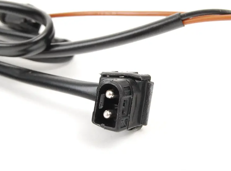 NEW MERCEDES-BENZ C W202 WINDSHIELD WASHER NOZZLE RIGHT A2028601247 ORIGINAL