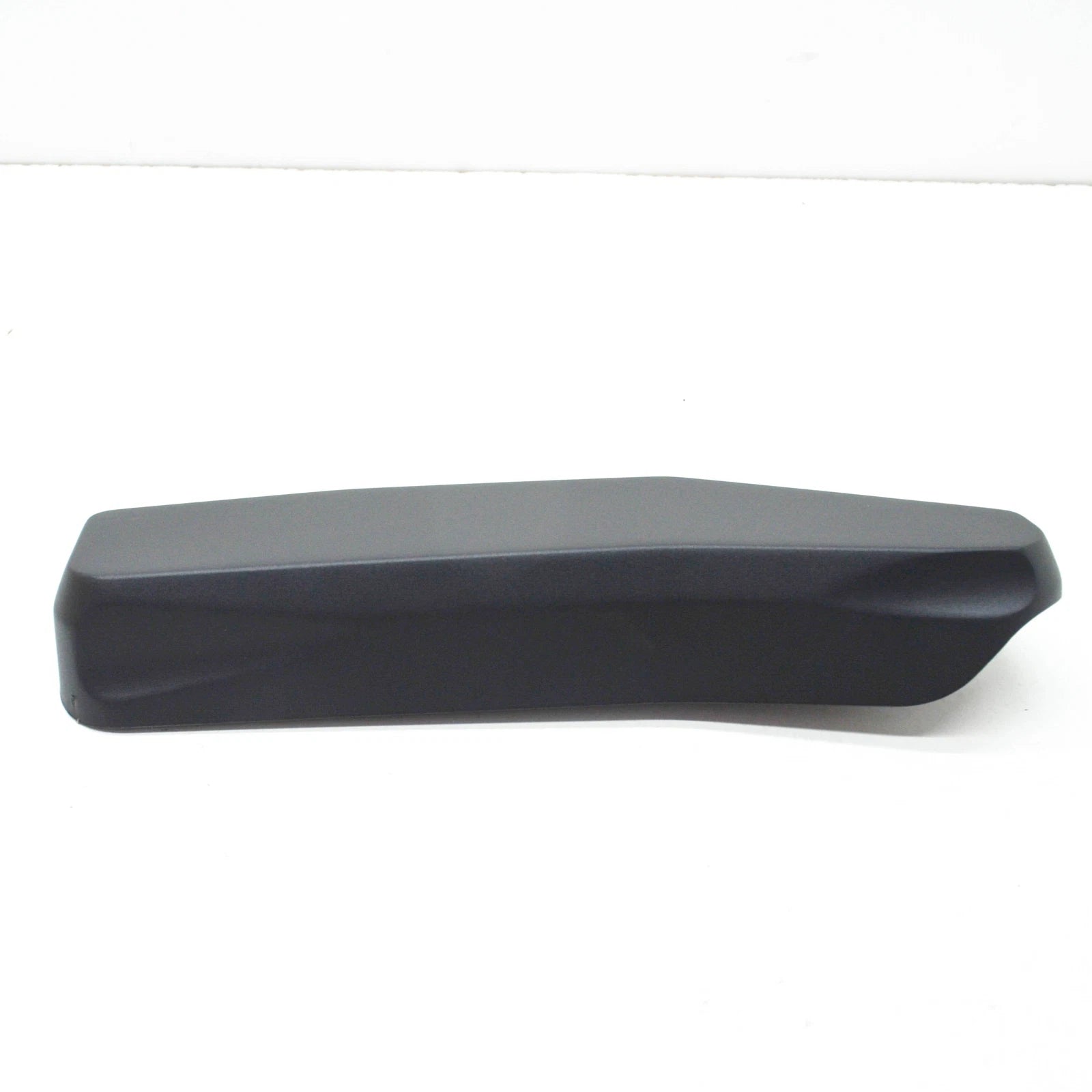 NEW BMW 5 G30 ENGINE CONTROL MODULE COVER 12908611740 ORIGINAL