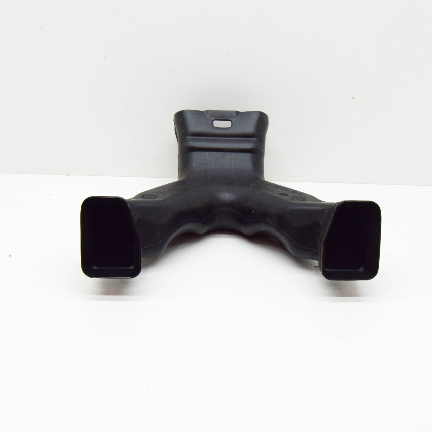 NEW MERCEDES-BENZ GLA H247 CENTER AIR DUCT A1778310200 ORIGINAL