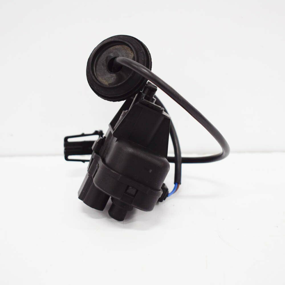 NEW VOLKSWAGEN TIGUAN 5N FUEL DOOR ACTUATOR 5N0810773F + ORIGINAL