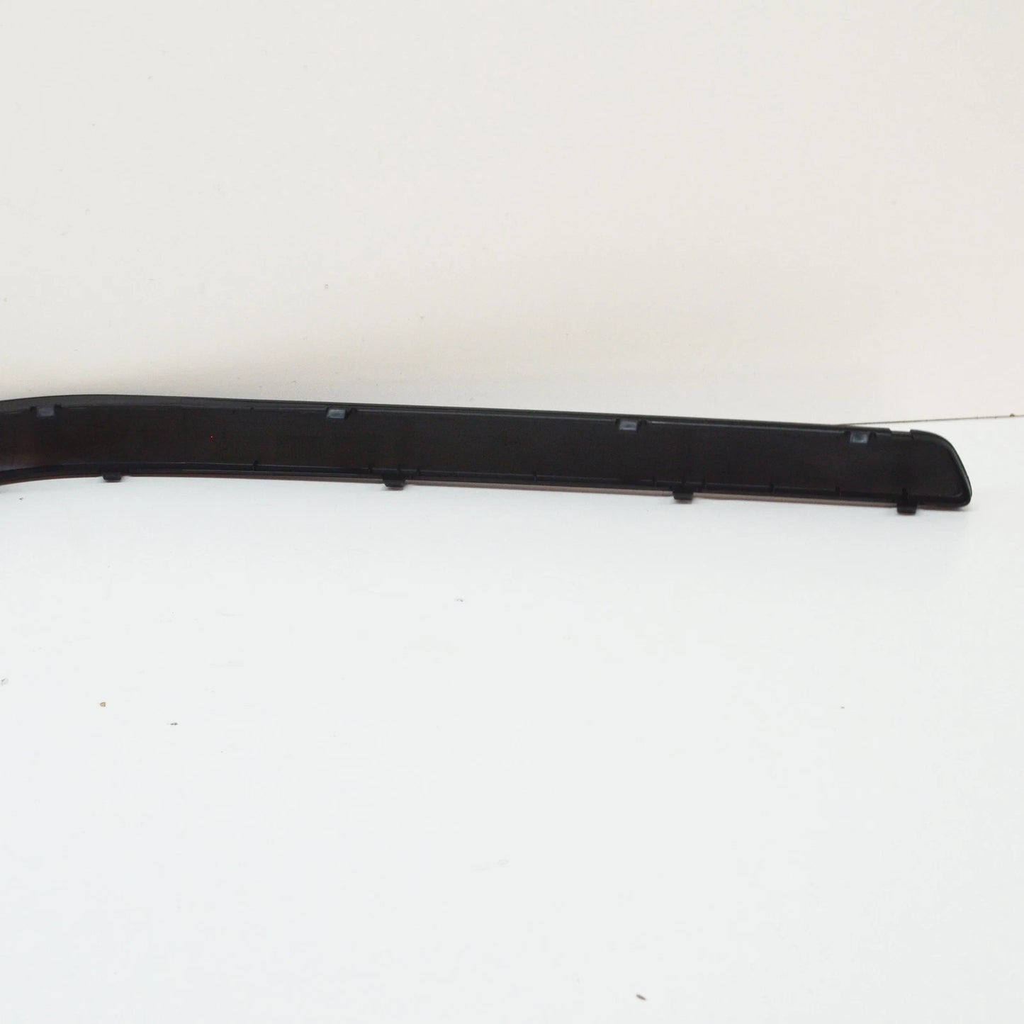 NEW BMW 5 E39 M REAR RIGHT BUMPER MOULDING TRIM 51122498502 ORIGINAL