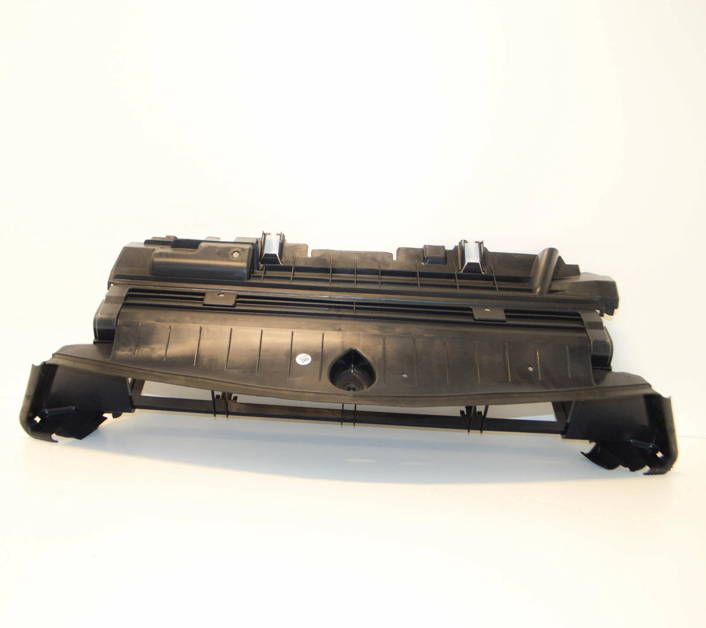 NEW MERCEDES-BENZ E-CLASS COUPE C207 AIR BAFFLE A2075050430 ORIGINAL