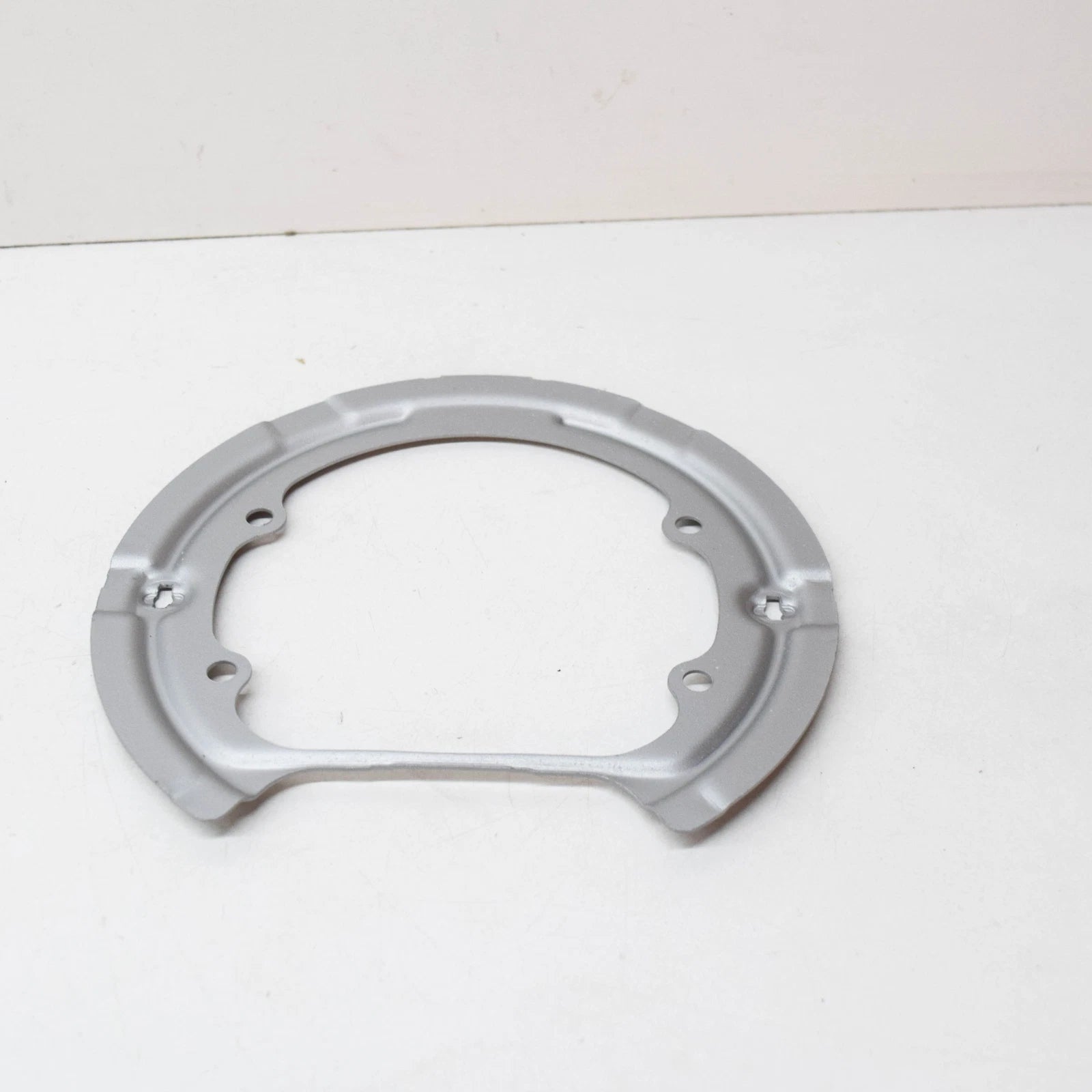 NEW BMW 5 E60 REAR WHEEL BRAKE SUPPORTING RING 34216777837 6777837 ORIGINAL