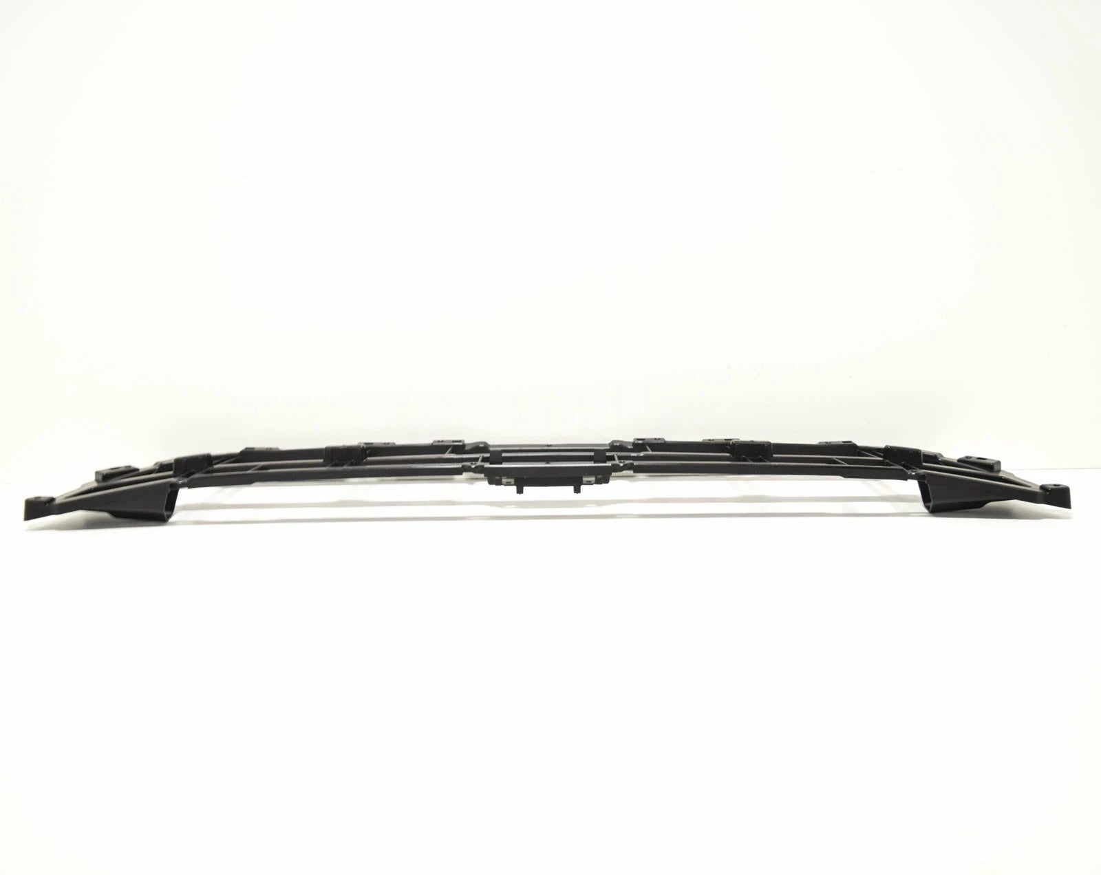 NEW AUDI A8 4N FRONT BUMPER LOWER CENTER CLOSING ELEMENT 4N0807683A9B9