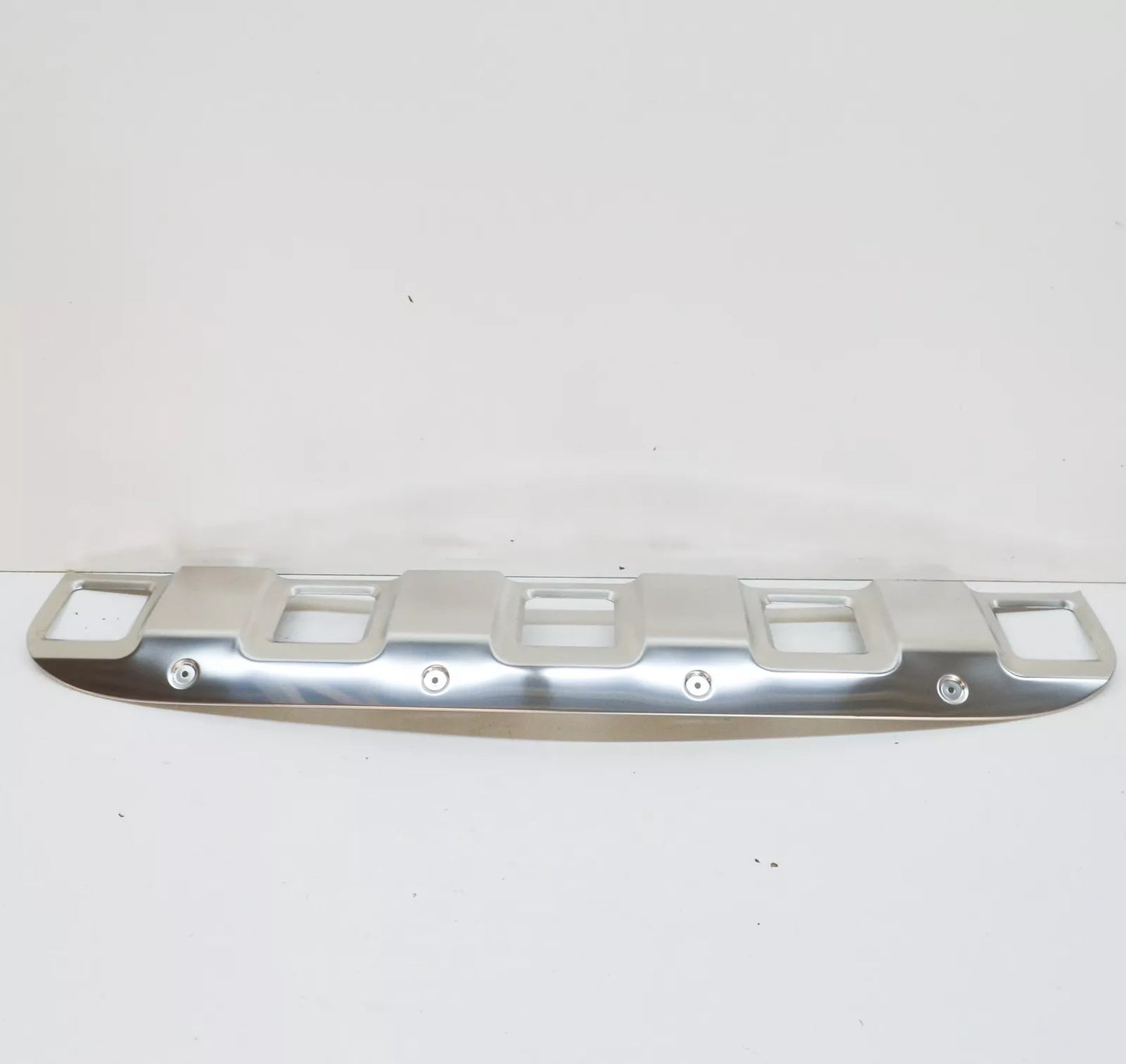 NEW MERCEDES-BENZ ML W164 FRONT BUMPER BOTTOM CENTER COVER A1648850022 ORIGINAL