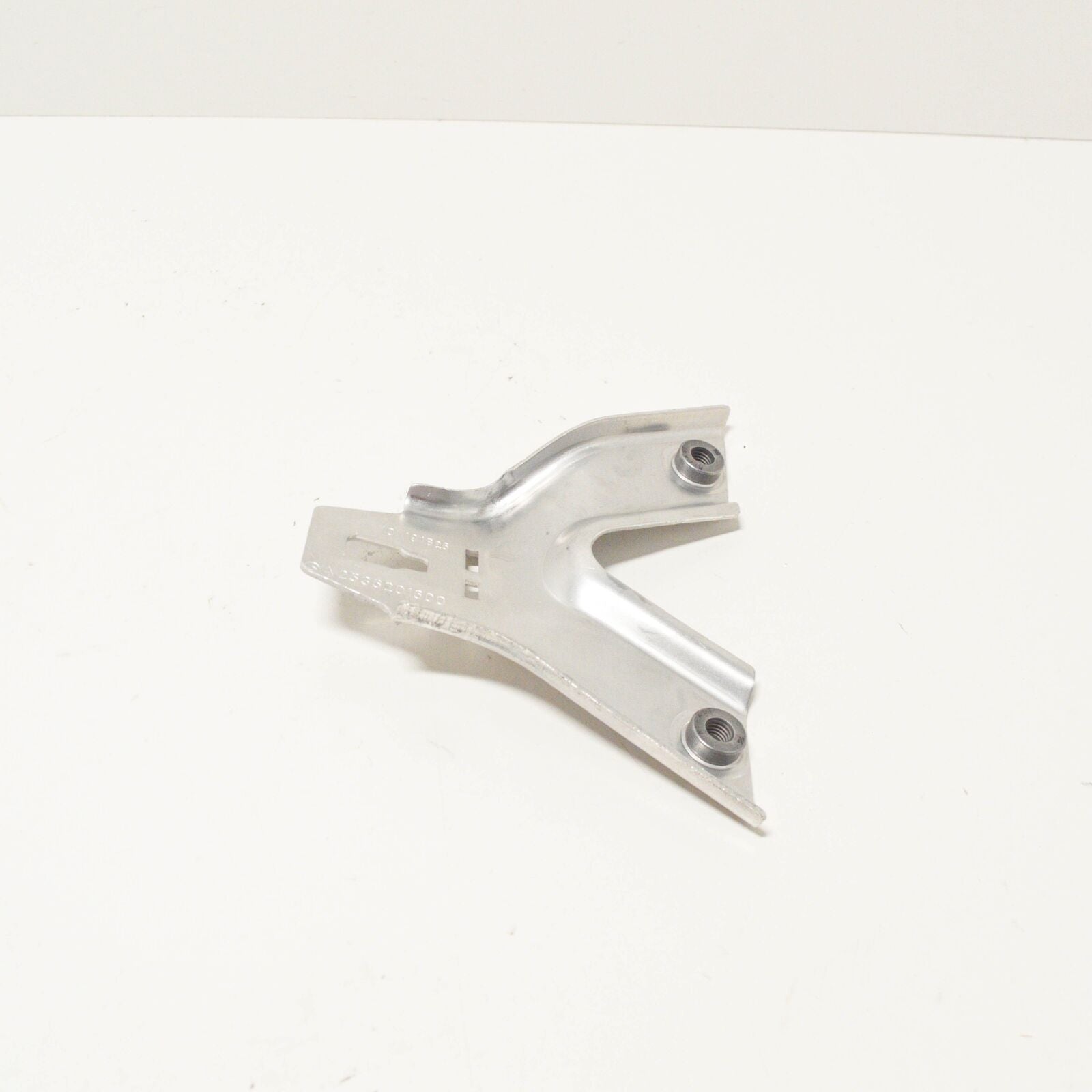 NEW MB E W213 FRONT LEFT BOTTOM CROSS MEMBER STRUT A2536201600 ORIGINAL