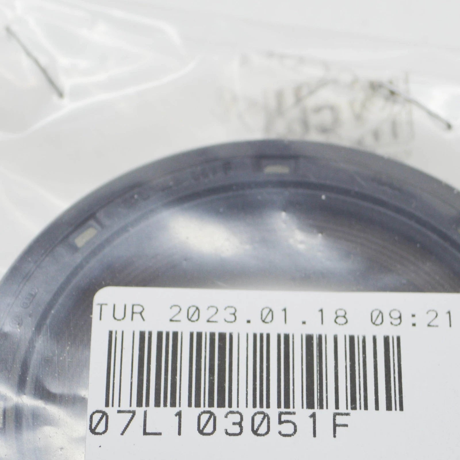 NEW AUDI A8 4H SHAFT OIL SEAL 07L103051F