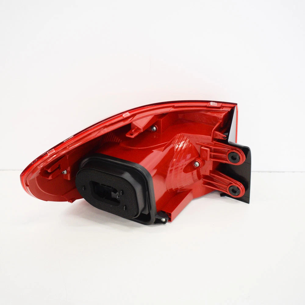 NEW VOLKSWAGEN TIGUAN 5N REAR RIGHT TAIL LIGHT  5N0945096Q