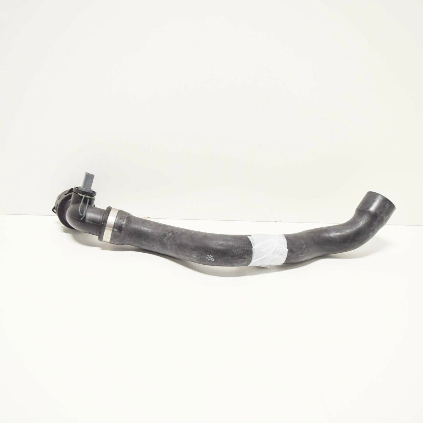 NEW AUDI Q7 4L COOLANT PIPE HOSE 7L6122051T