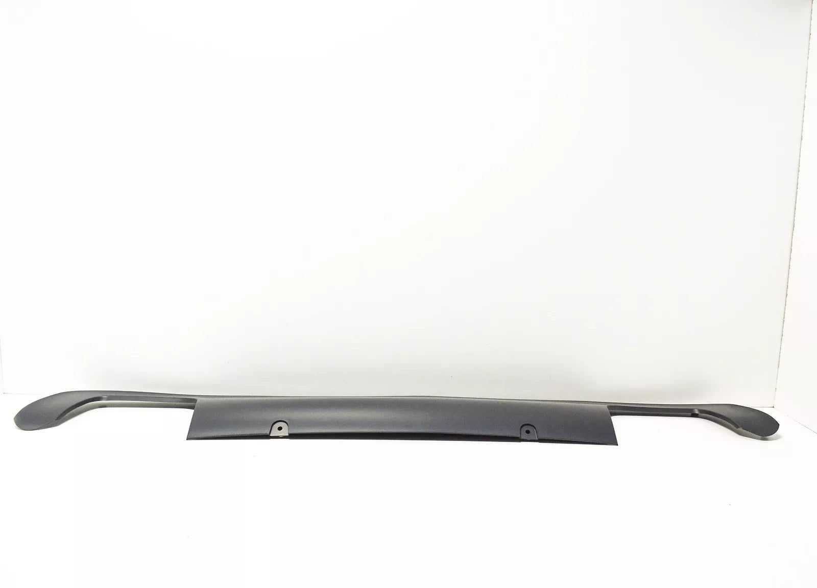 NEW BMW 5 E39 M5 REAR BUMPER LOWER CENTER DIFFUSER 51122693662 ORIGINAL