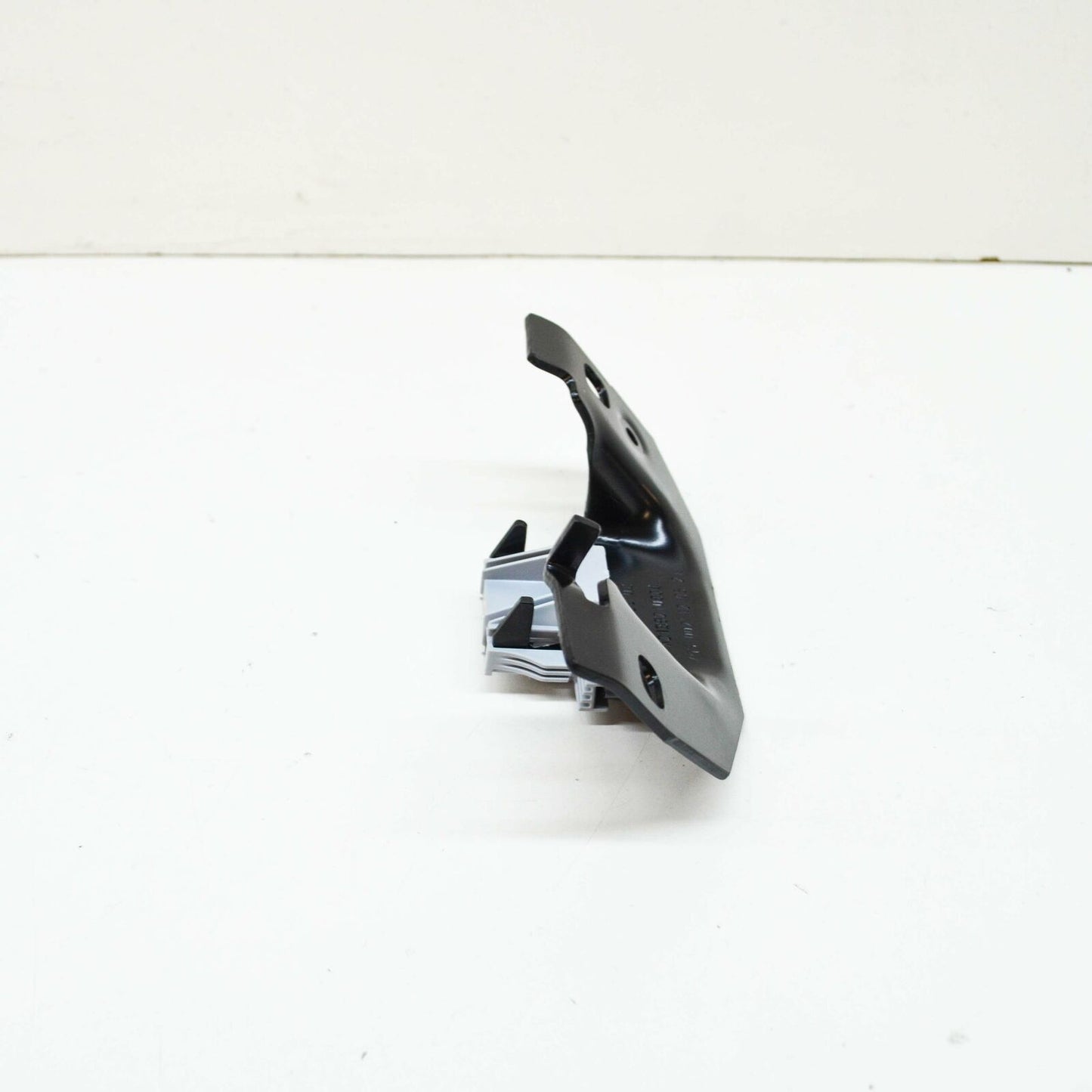 NEW MERCEDES-BENZ E W213 REAR SEAT BACK MOUNTING PLATE A2139210000 ORIGINAL