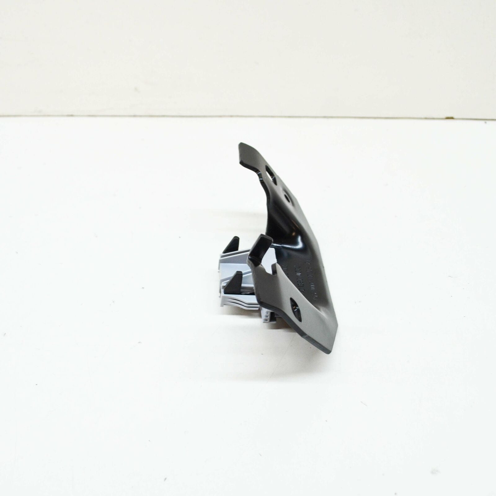 NEW MERCEDES-BENZ E W213 REAR SEAT BACK MOUNTING PLATE A2139210000 ORIGINAL