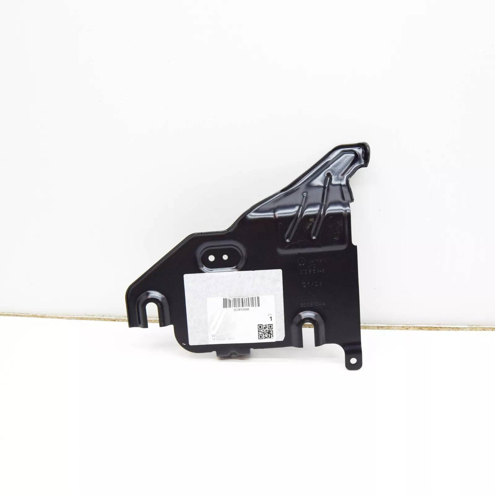 NEW VOLKSWAGEN PASSAT B6 WEBASTO HEATER BRACKET 3C0815948 ORIGINAL