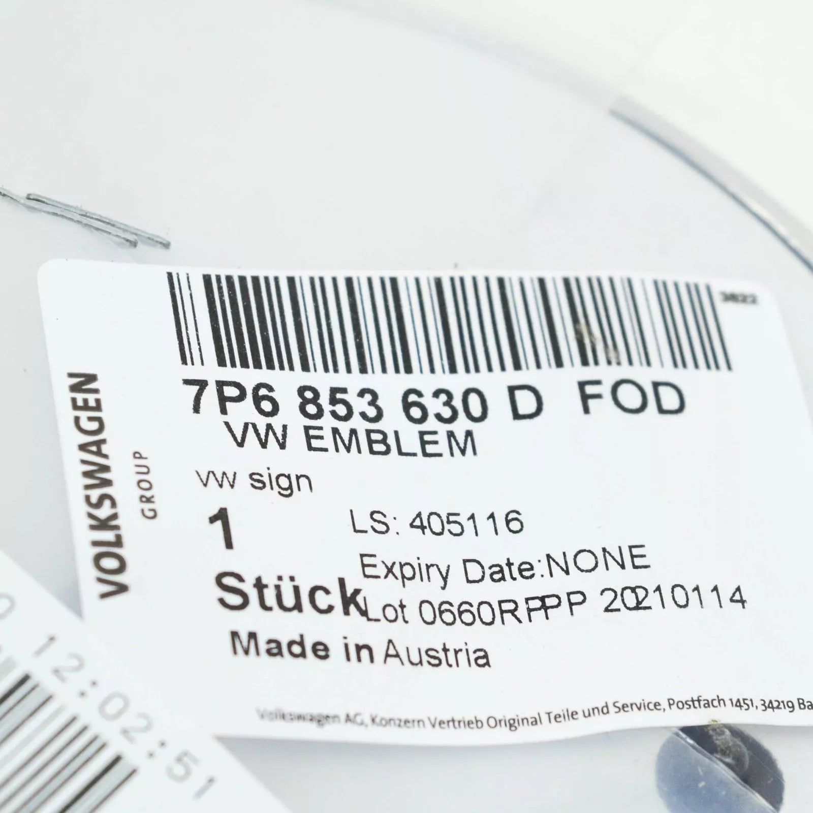 NEW VW TOUAREG 7P REAR LIFTGATE TAILGATE HATCH EMBLEM 7P6853630DFOD ORIGINAL