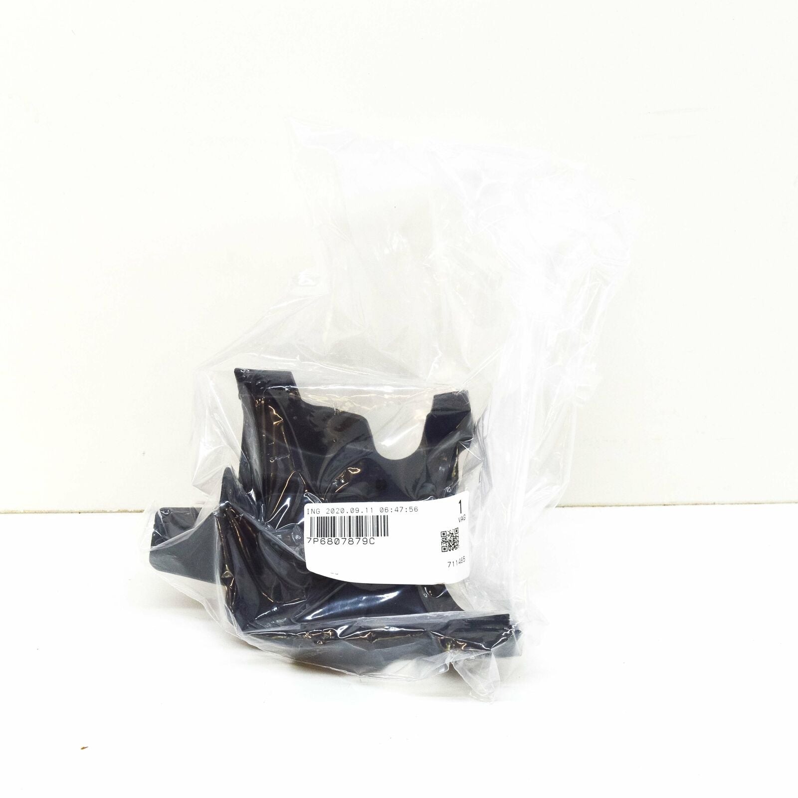 NEW VOLKSWAGEN TOUAREG 7P FRONT BUMPER LEFT ADJUSTMENT PART 7P6807879C ORIGINAL