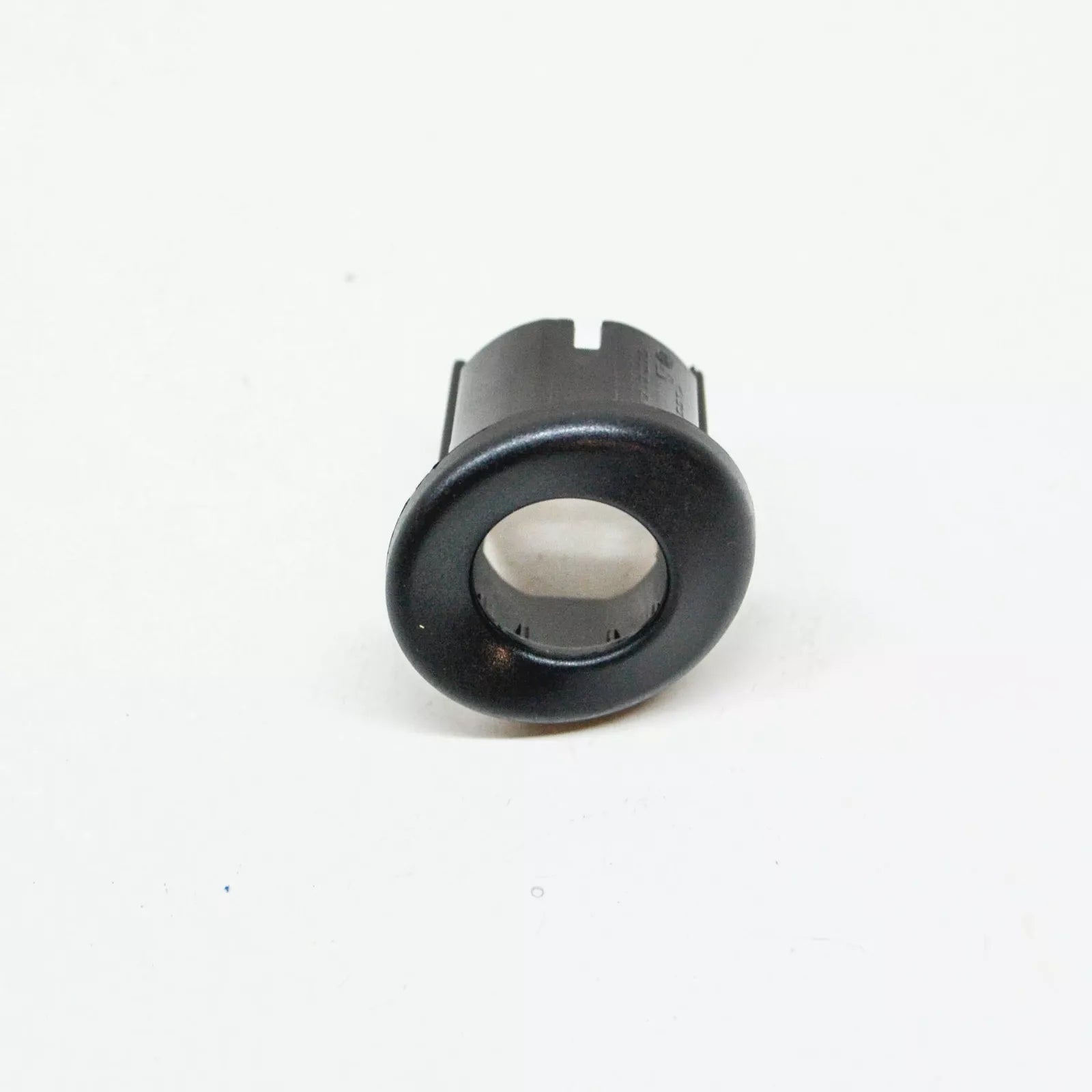 NEW VOLKSWAGEN TIGUAN 5N REAR RIGHT PARKTRONIC HOLDER 5N0919398 ORIGINAL