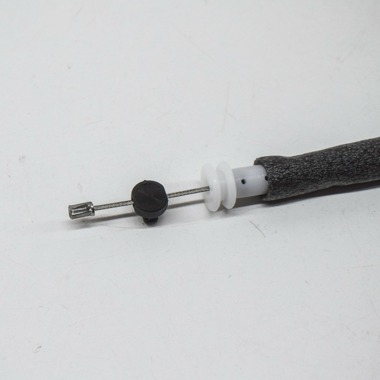 NEW MB SPRINTER 906 REAR PANEL DOOR LEFT BOTTOM BOWDEN CABLE A9067600204