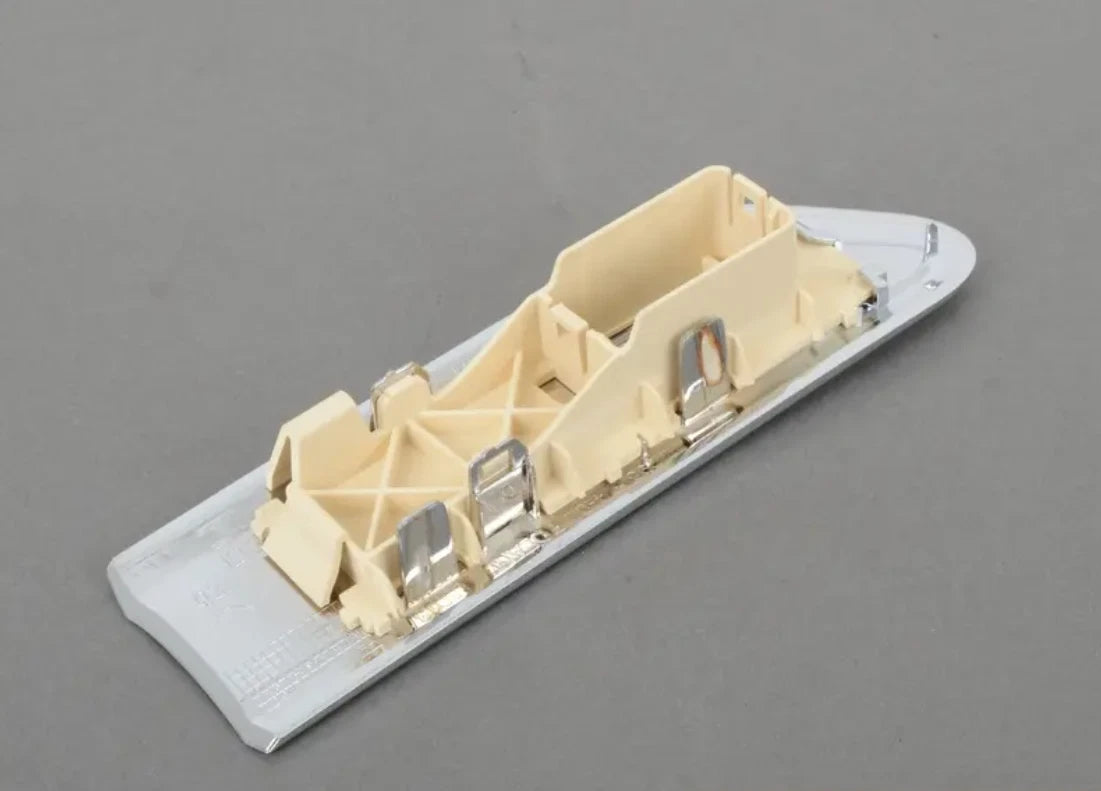 NEW BMW 7 F01, F02 RIGHT TRIM ELEMENT 7298874 51137298874 ORIGINAL