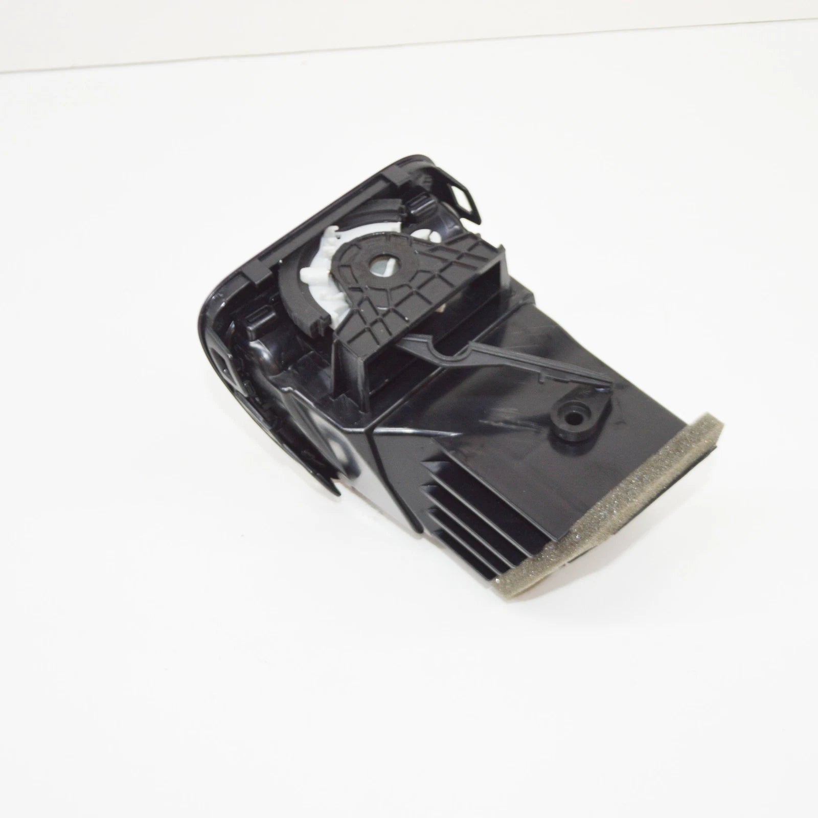 NEW VOLKSWAGEN EOS INSTRUMENT PANEL LEFT AIR VENT 1Q0819703JYHX ORIGINAL