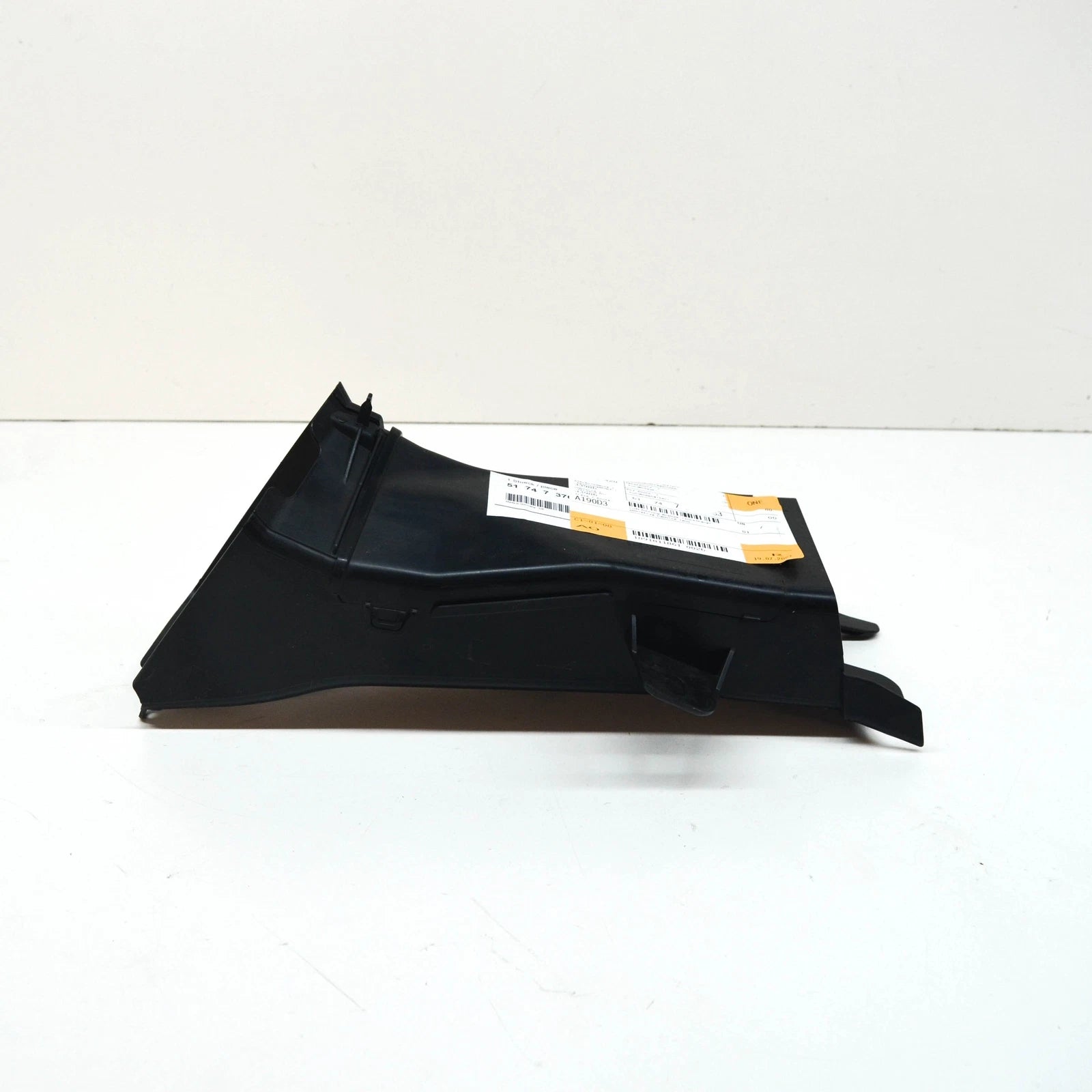 NEW BMW 6 F06 LEFT BRAKE AIR DUCT 51747370383 7370383 2016 ORIGINAL