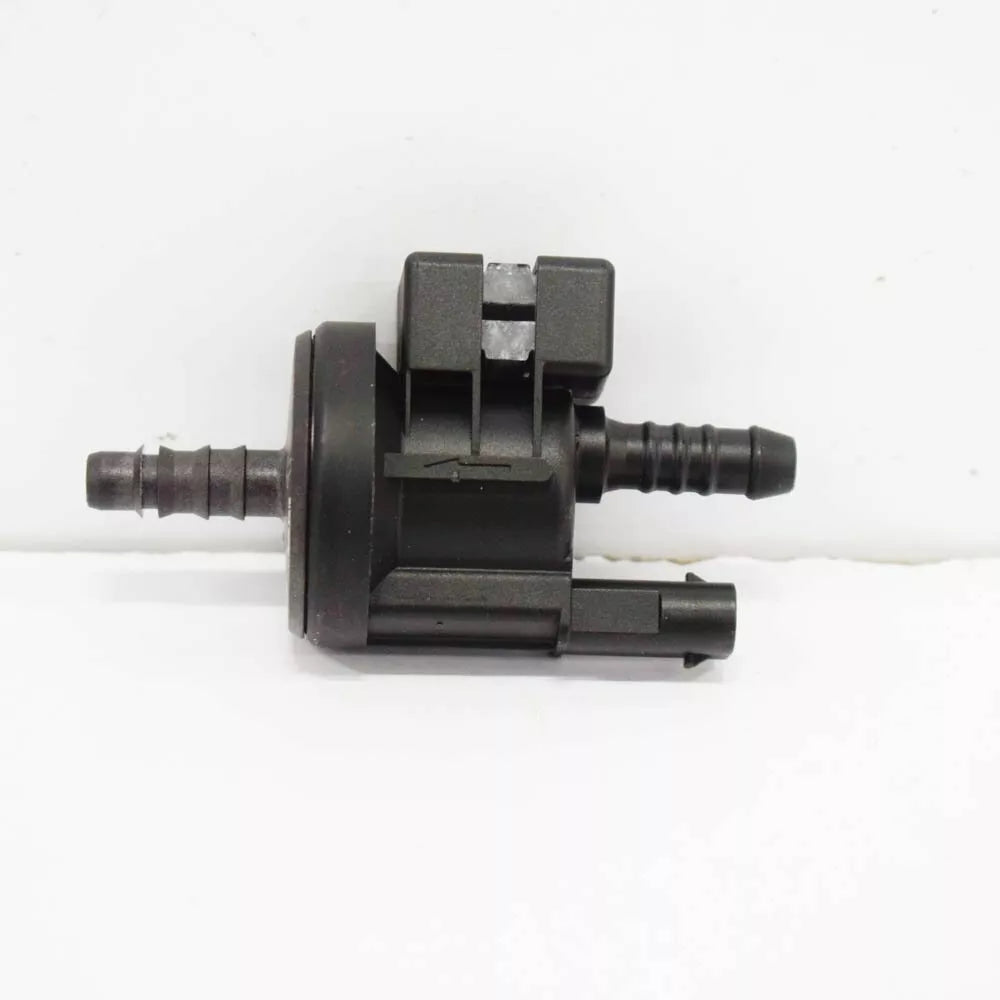 NEW AUDI TT R8 VW JETTA SOLENOID VALVE 06H906517B ORIGINAL