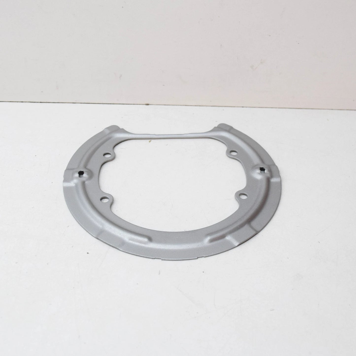 NEW BMW 5 E60 REAR WHEEL BRAKE SUPPORTING RING 34216777837 6777837 ORIGINAL