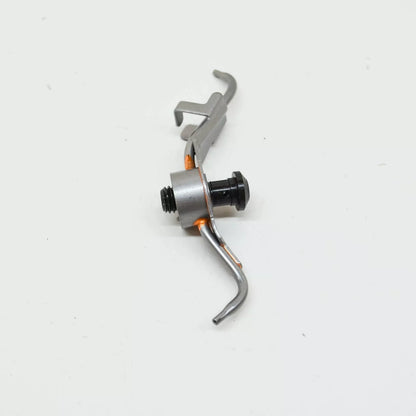 NEW VOLKSWAGEN TOUAREG CR OIL SPRAY JET 06M103158R