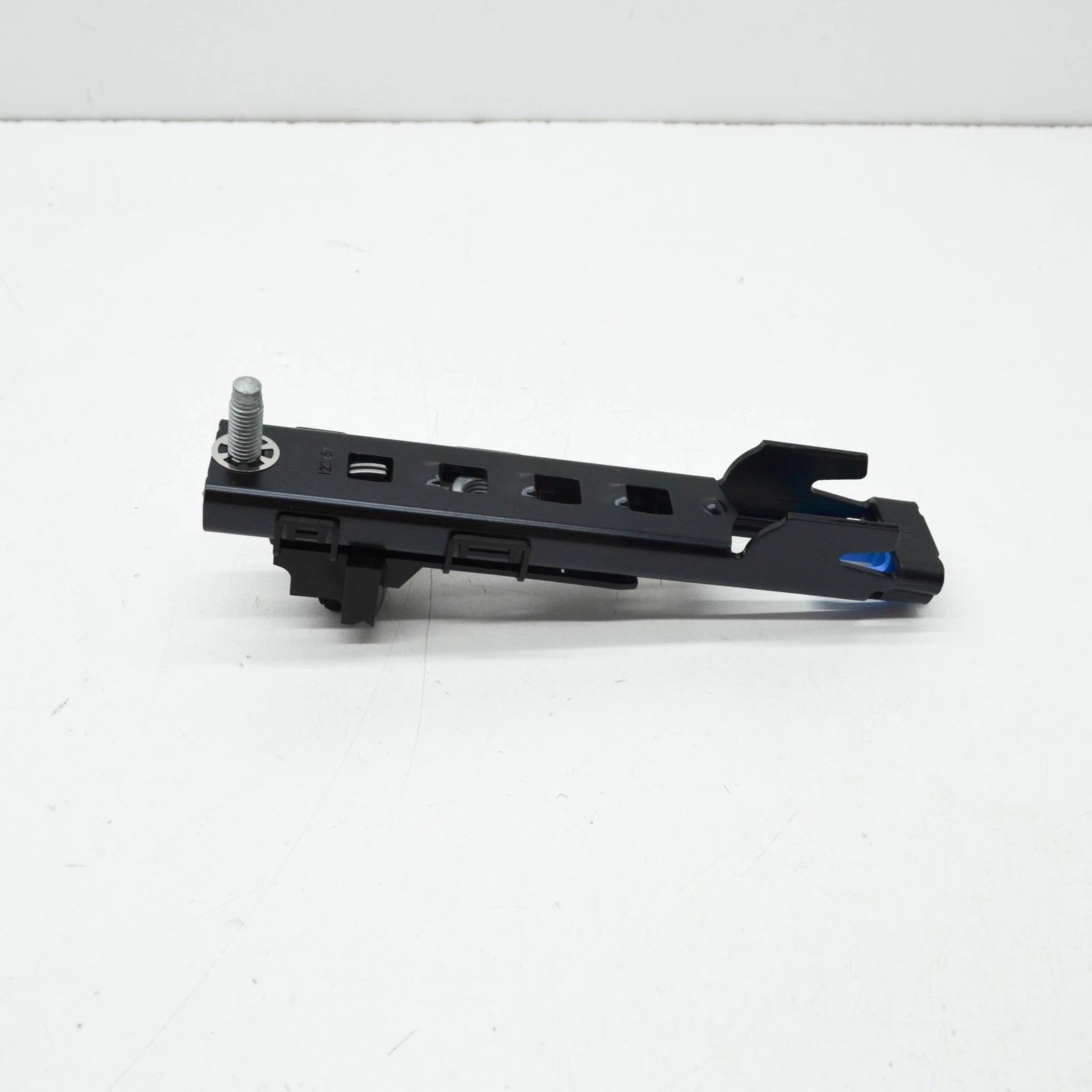 NEW MB VITO W447 RO B-PILLAR SEAT BELT HEIGHT ADJUSTMENT A4478600088 ORIGINAL