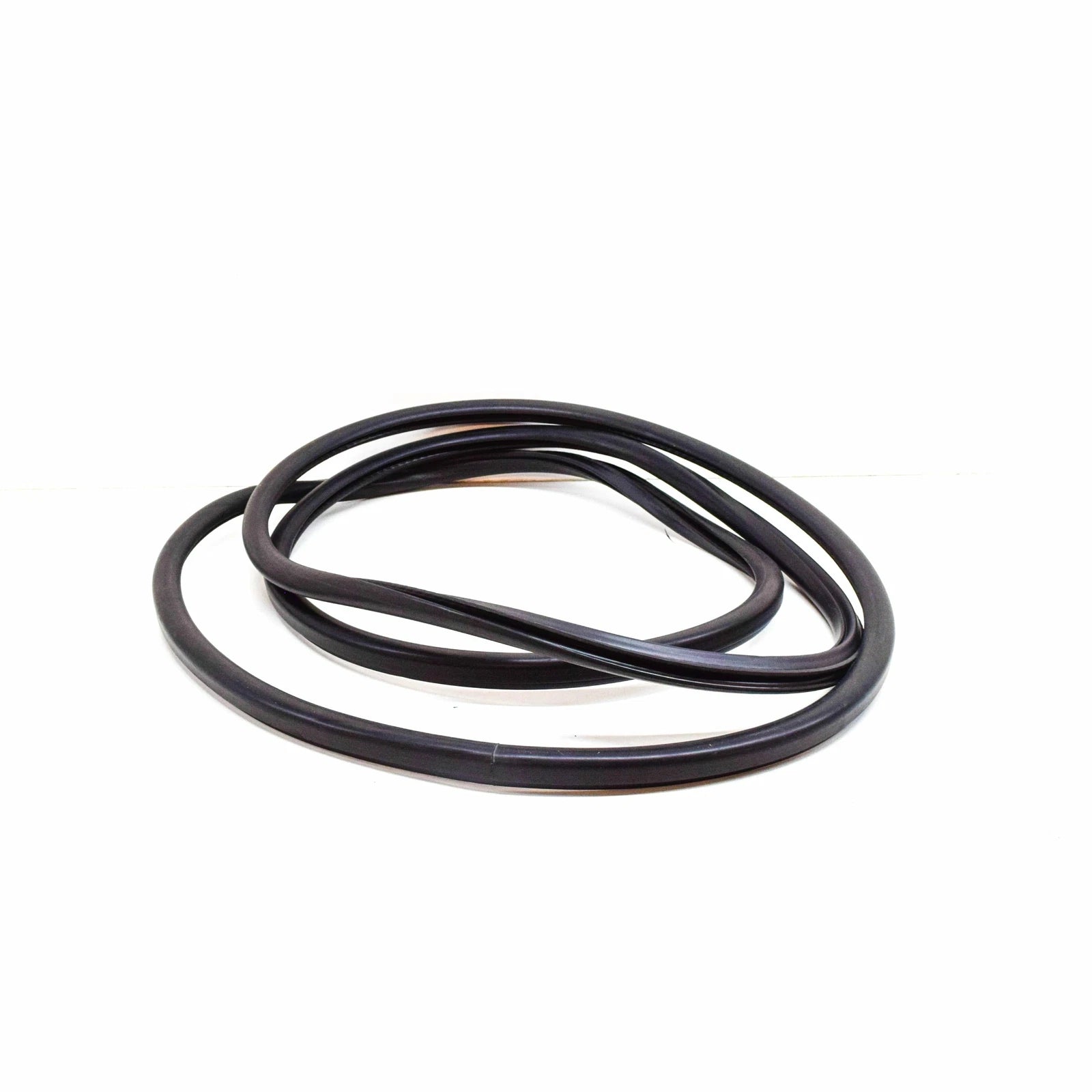 NEW MB SPRINTER 906 FRONT FIXED SIDEWALL WINDOW SEAL FRAME A9066712820