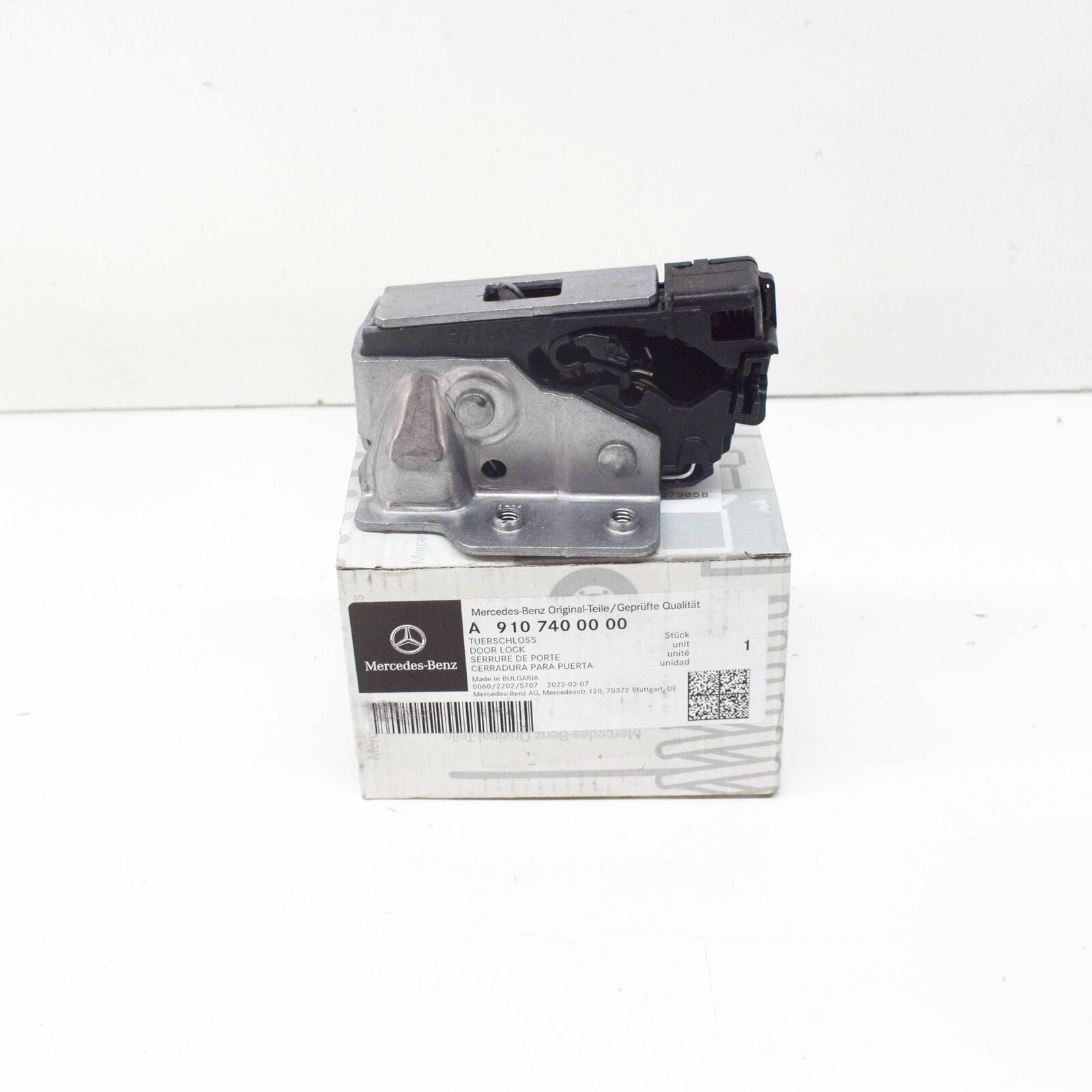 NEW MERCEDES-BENZ SPRINTER W910 REAR LEFT DOOR LOCK A9107400000 ORIGINAL