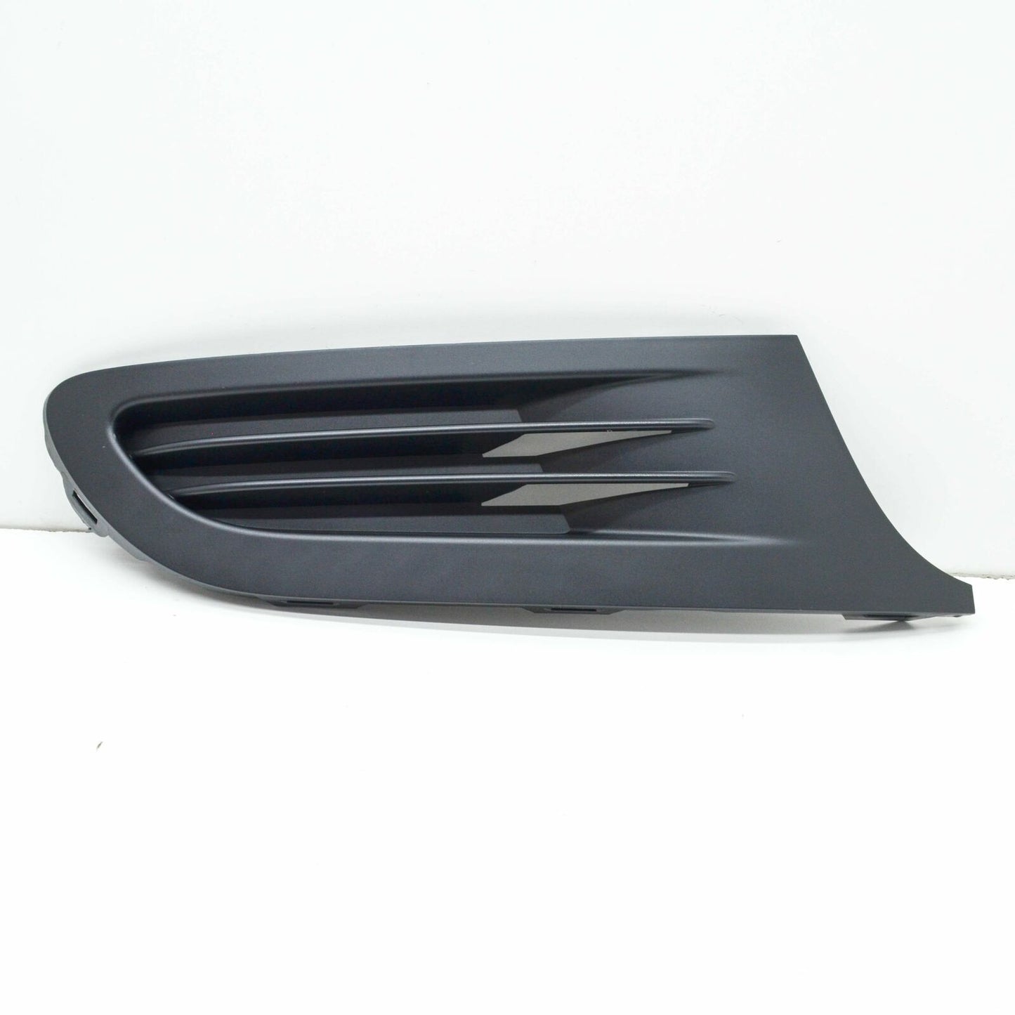 NEW VW GOLF MK5 PLUS FRONT BUMPER RIGHT VENT GRILLE 5M0853666J9B9 ORIGINAL