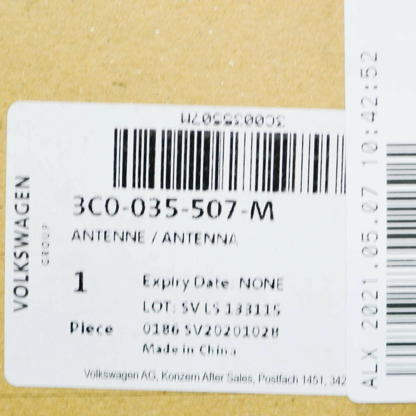 NEW VOLKSWAGEN TOUAREG 7P AERIAL ROOF ANTENNA 3C0035507M