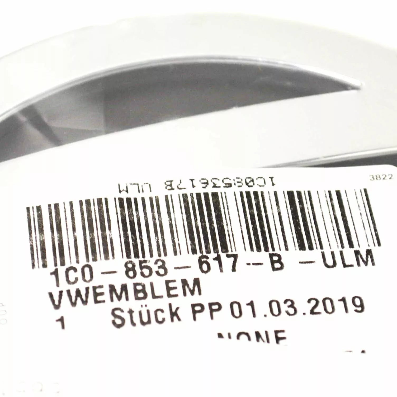 NEW VW BEETLE 1Y CONVERTIBLE CHROME VW EMBLEM 1C0853617BULM