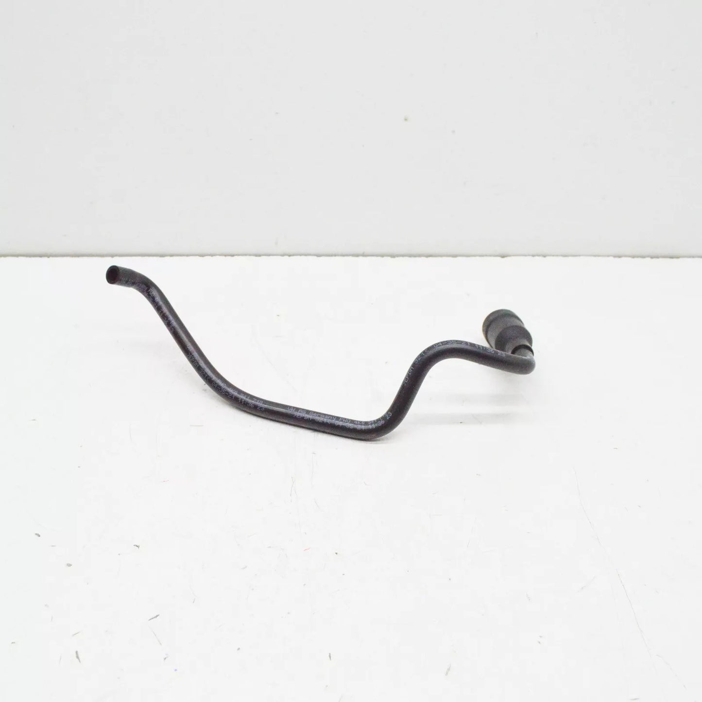 NEW AUDI A6 C8 AVANT FRONT RIGHT HEADLIGHT HOSE 4K0941718 ORIGINAL