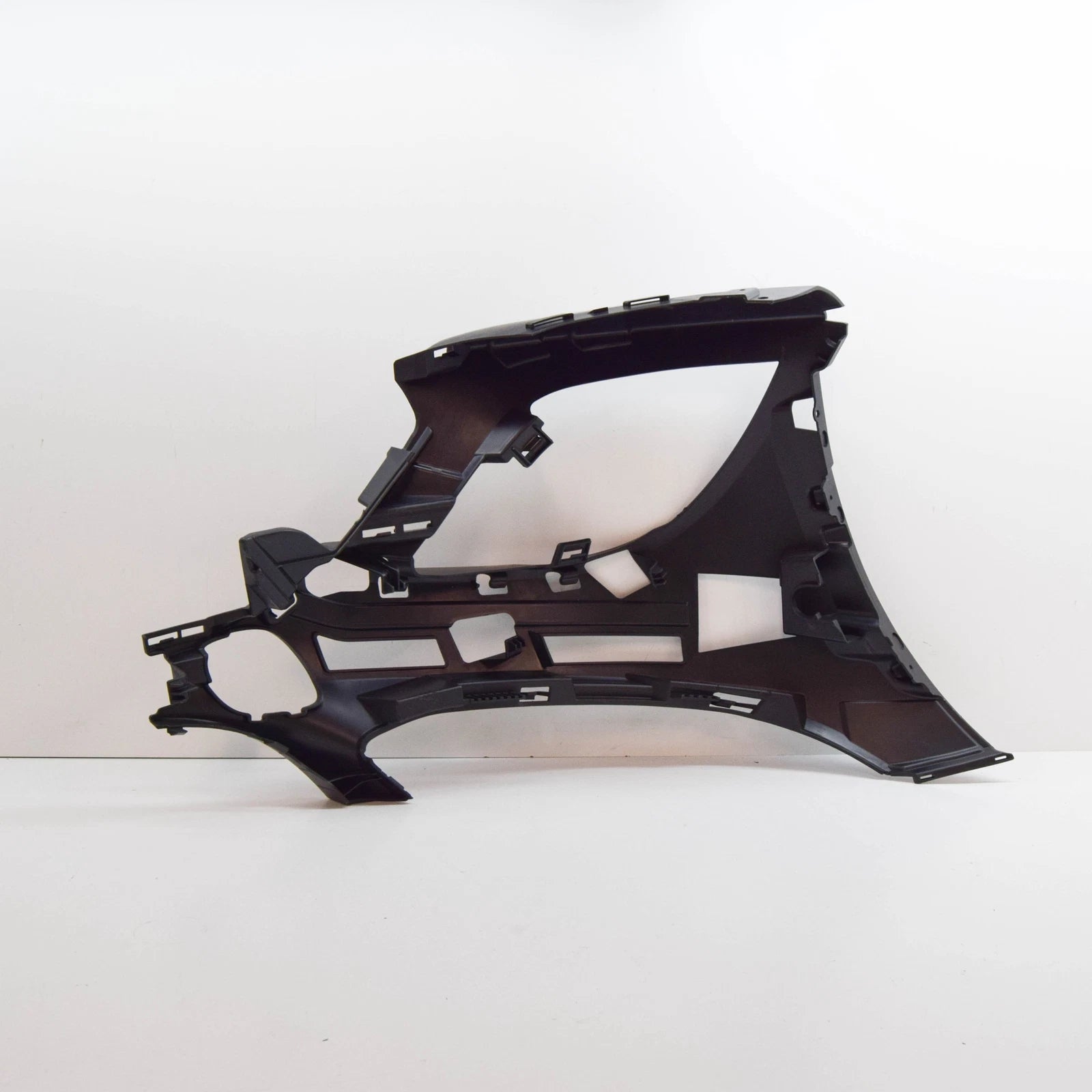 NEW MERCEDES-BENZ C COUPE C205 FRONT LEFT BUMPER CARRIER A2058851901 ORIGINAL