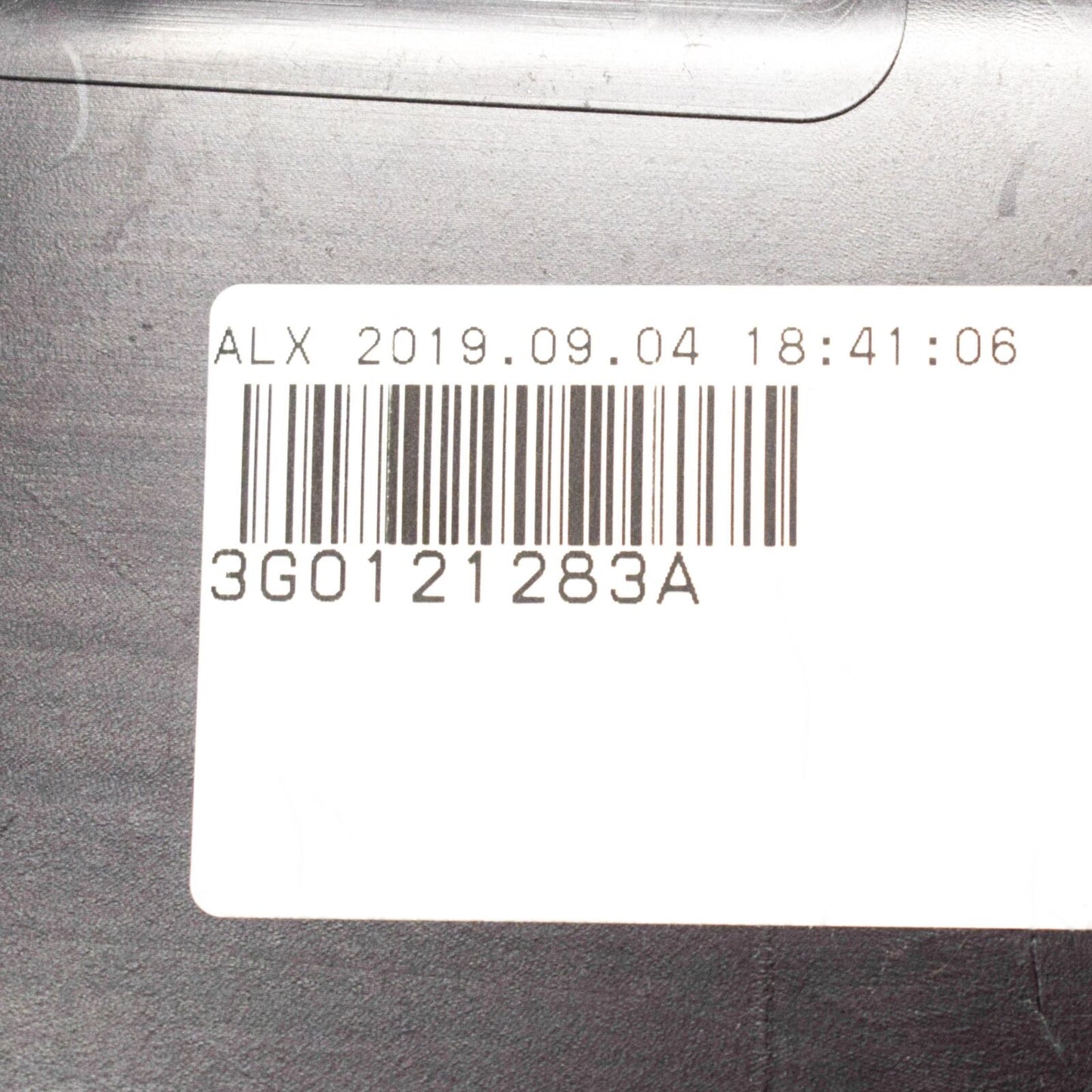 NEW VOLKSWAGEN PASSAT B8 LEFT RADIATOR AIR GUIDE 3G0121283A ORIGINAL