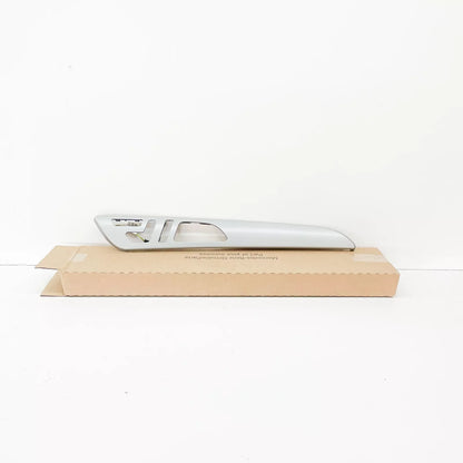 NEW MERCEDES-BENZ GLE C292 FRONT RIGHT DOOR PANEL TRIM STRIP A2927203201