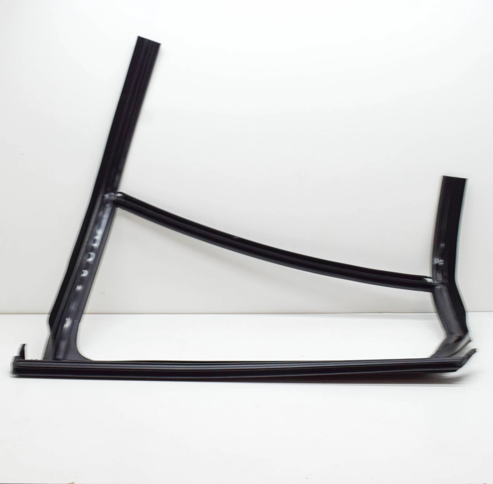 NEW AUDI A6 C8 REAR RIGHT DOOR WINDOW GUIDE 4K5839432C