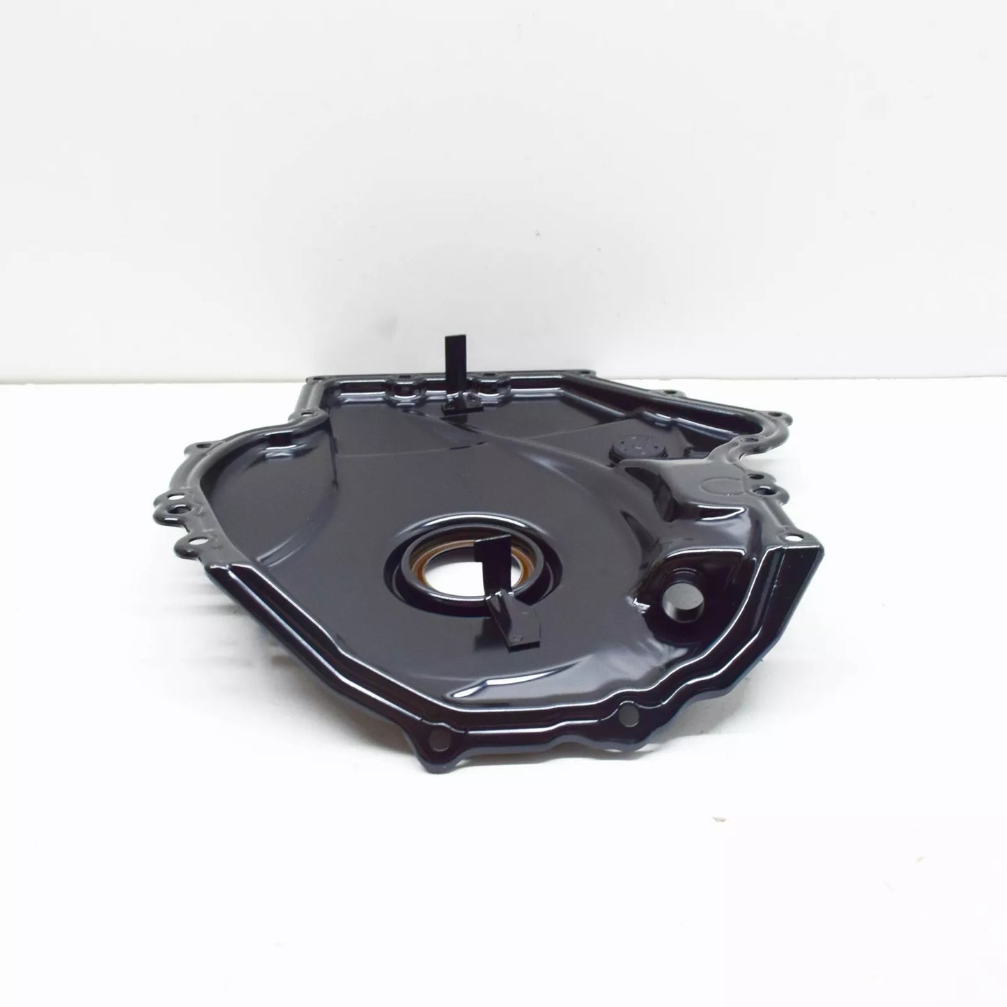 NEW VOLKSWAGEN ARTEON 3H7 FRONT LOWER ENGINE TIMING COVER 06N109210 ORIGINAL