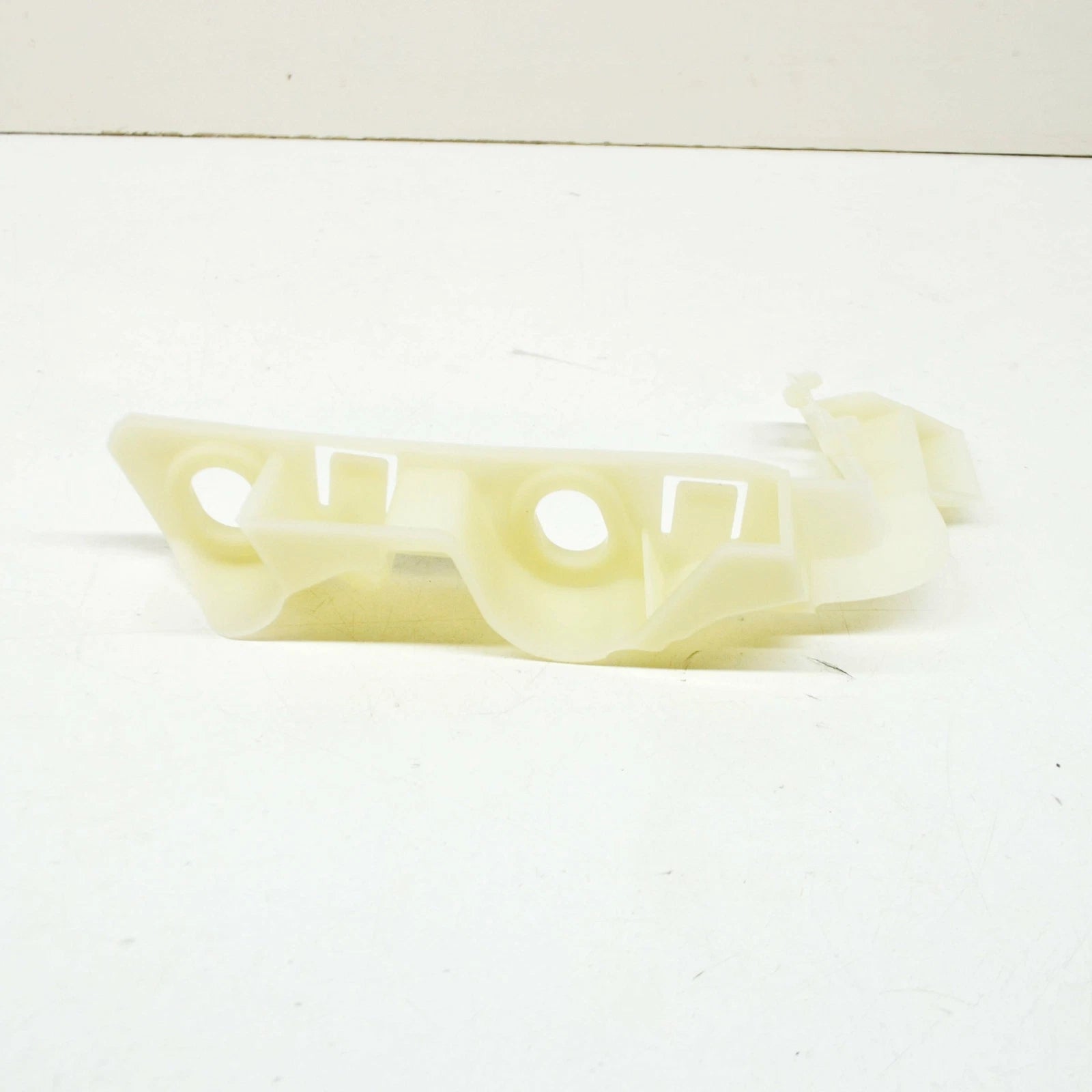 NEW AUDI A4 B9 FRONT RIGHT BUMPER COVER SUPPORT RAIL 8W0807284