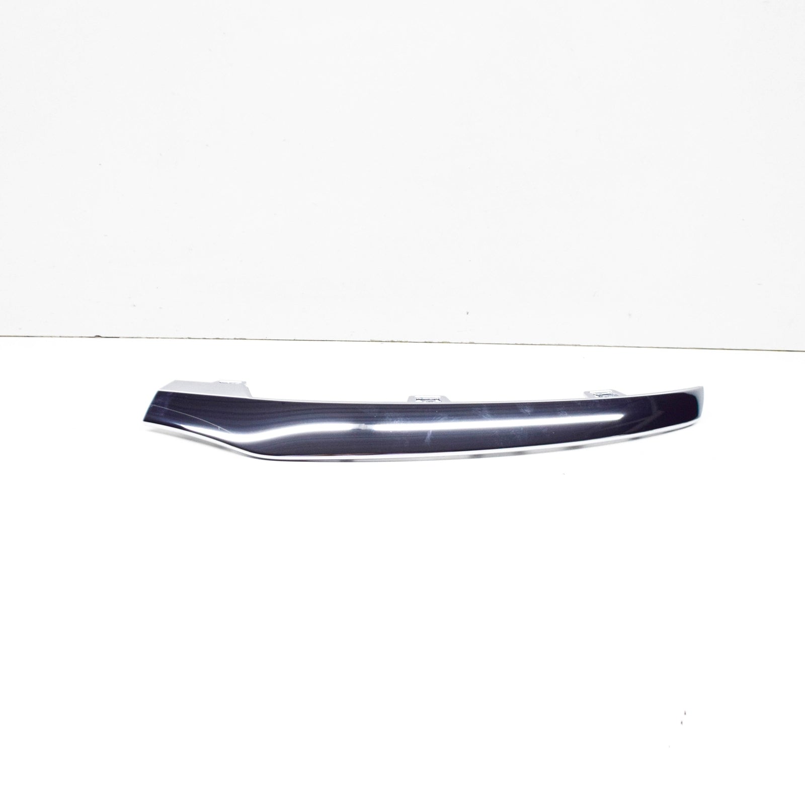 NEW MB GLC X253 FRONT BUMPER LEFT CHROME TRIM A2538852700 ORIGINAL